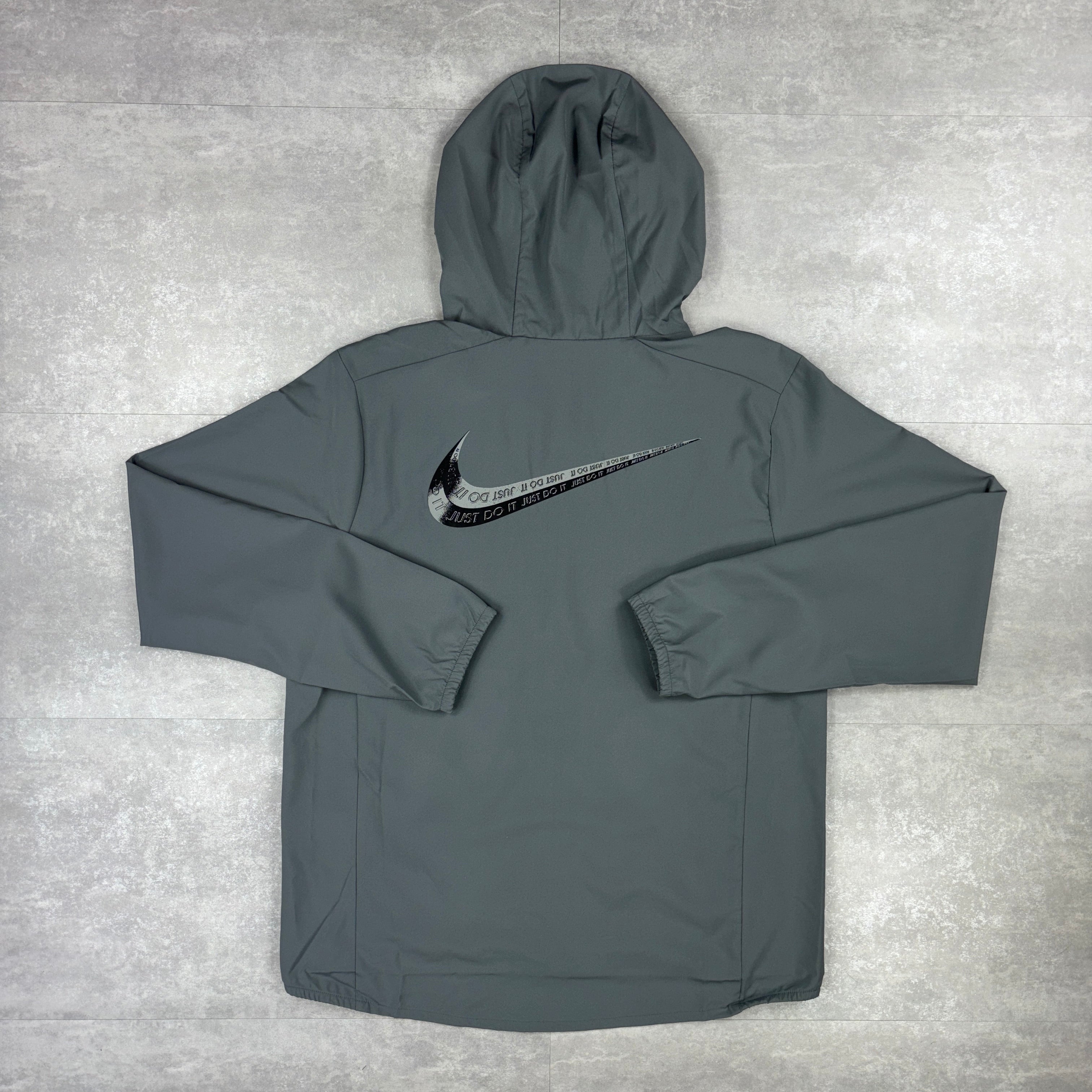 Nike Grey GRM Windbreaker & Black Phenom Pants Set