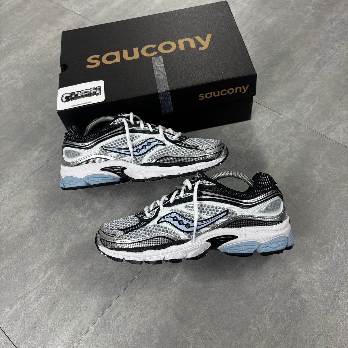 Saucony ProGrid Omni 9 Sky Bue