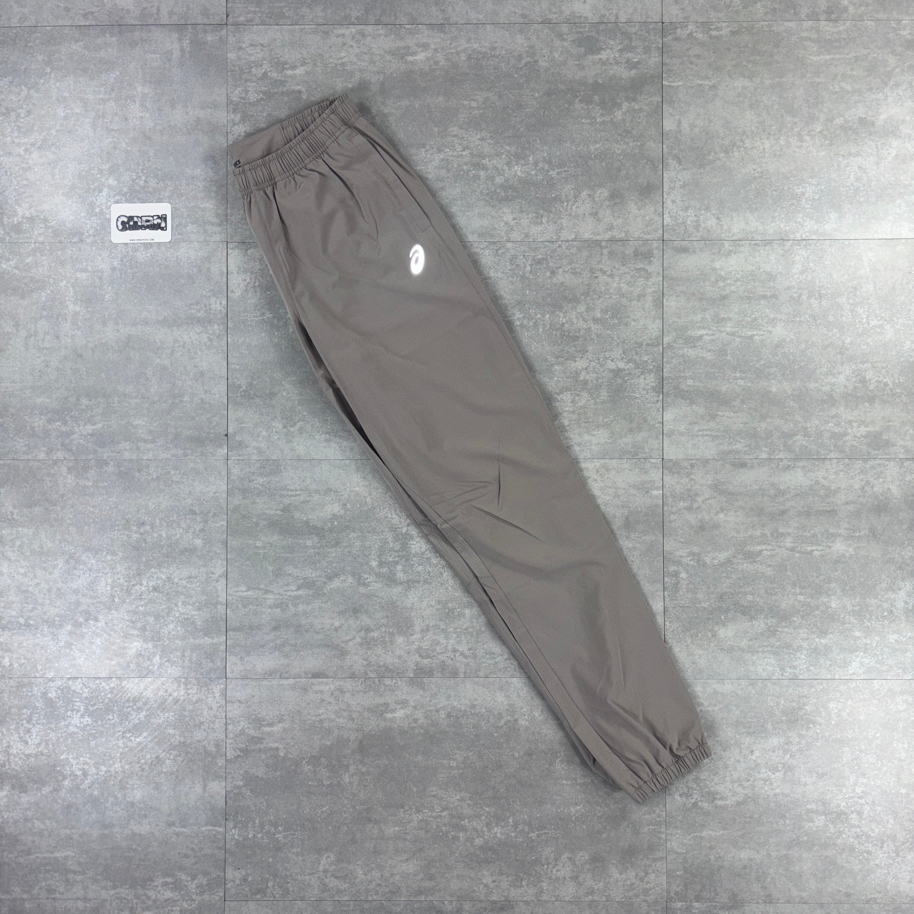 Asics Icon Windbreaker Jacket Moonrock & Moonrock Asics Icon Pants Set