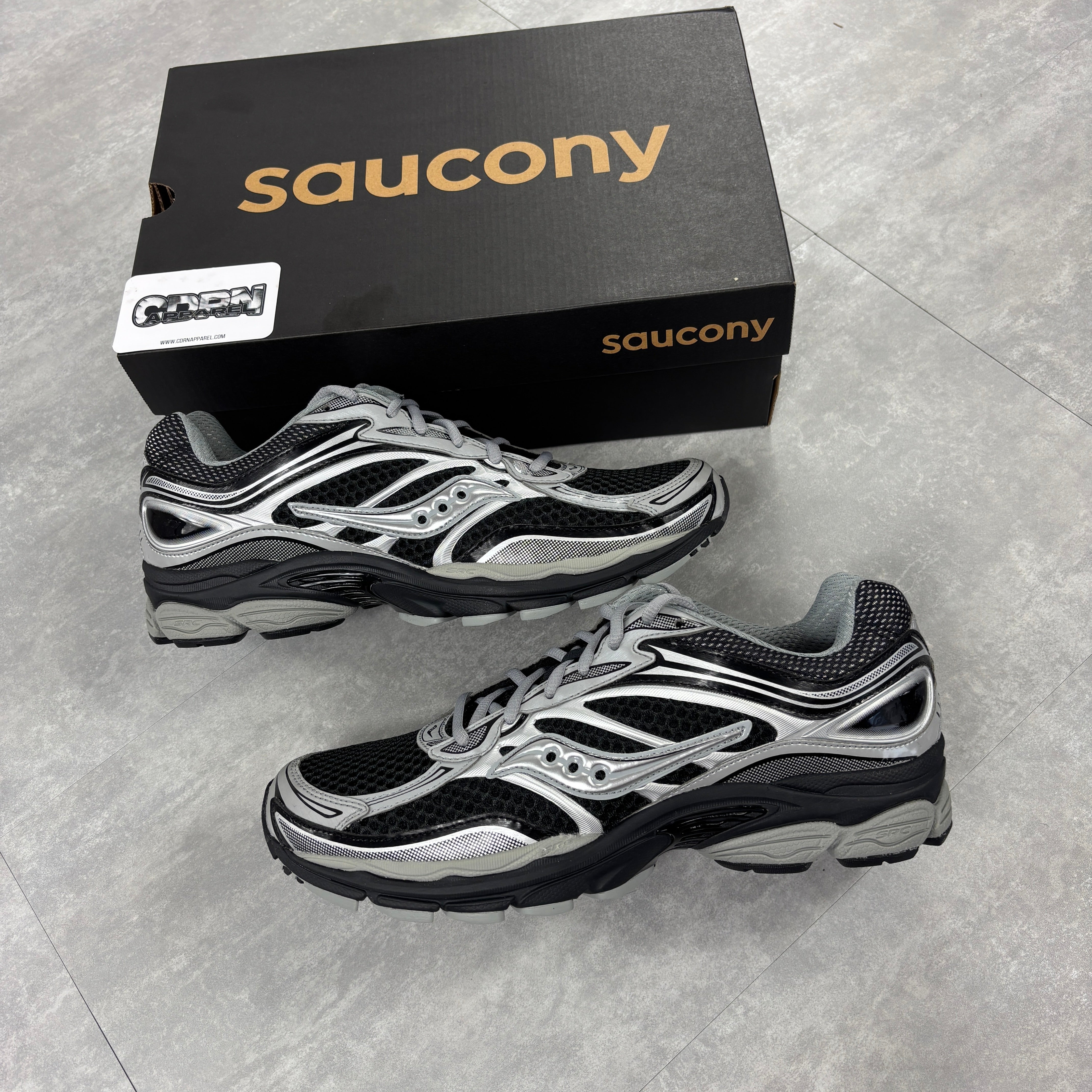 Saucony ProGrid Omni 9 Black Silver