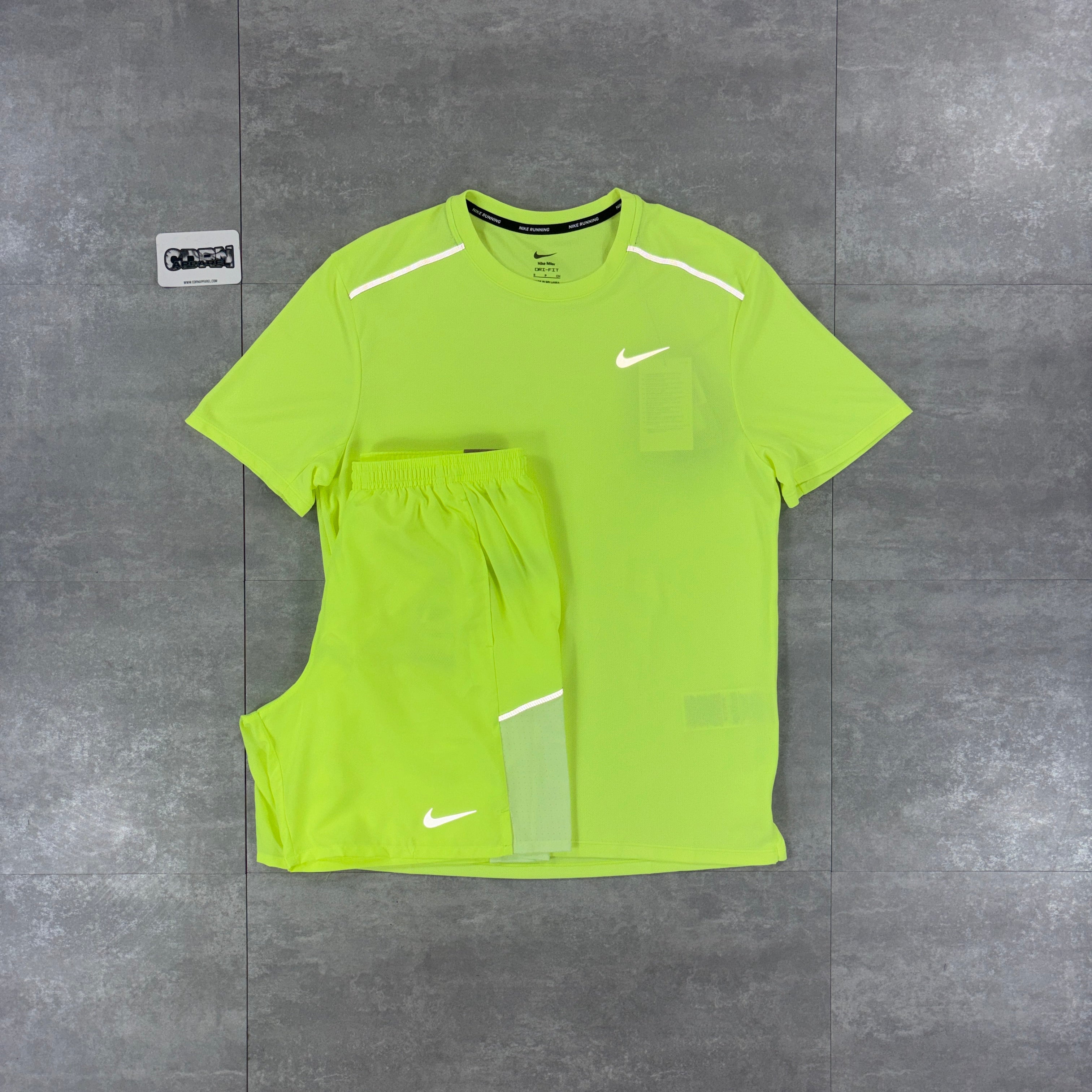 Nike Challenger Plus Shorts - Neon