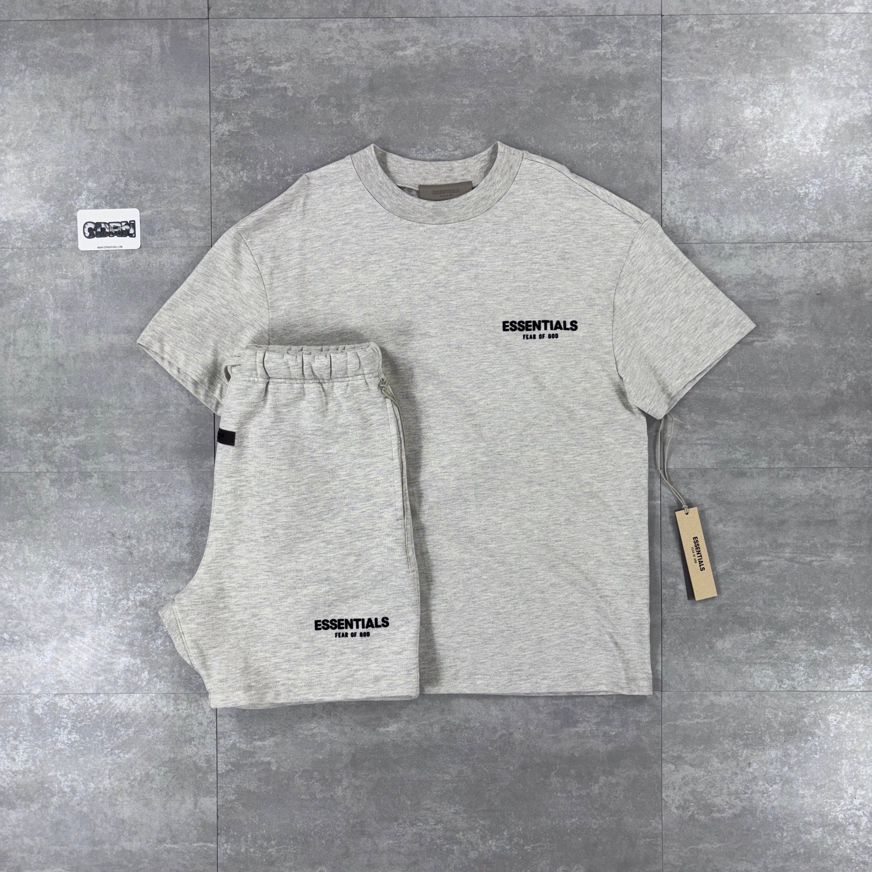 Essentials SS22 Shorts - Light Oat