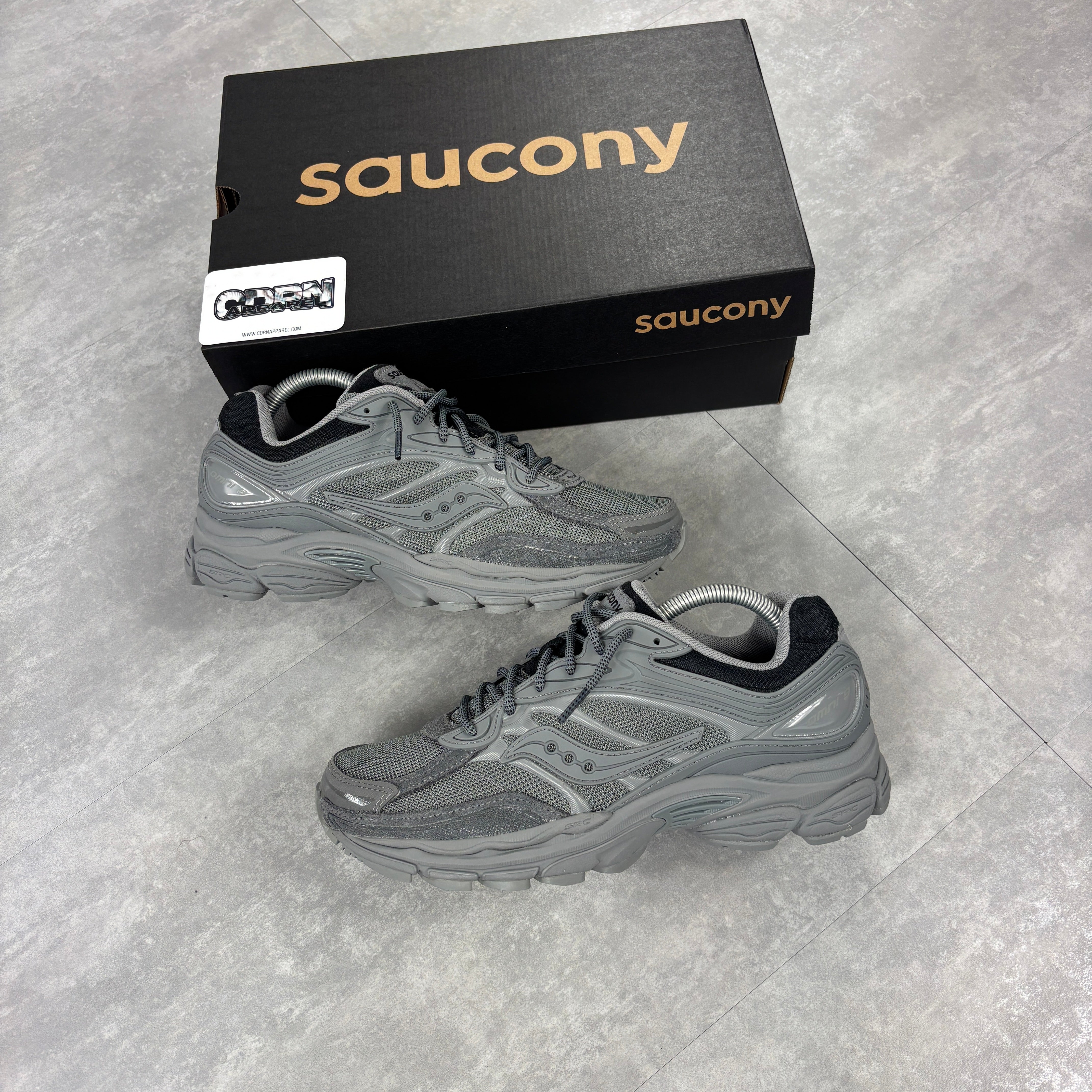 Saucony ProGrid Omni 9 OG Armour Grey