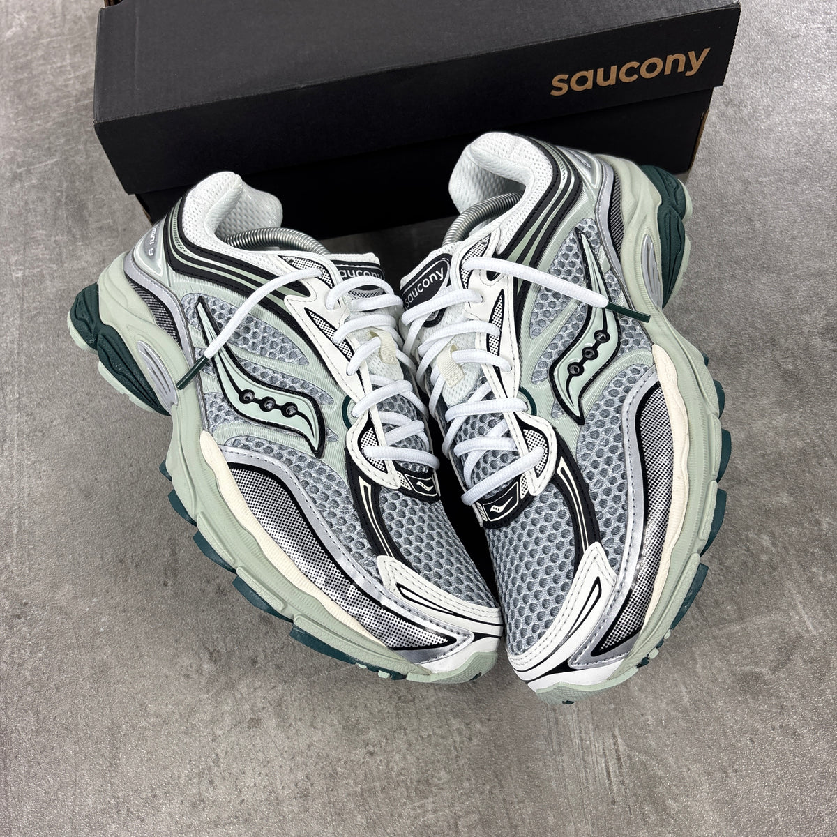 Saucony ProGrid Omni 9 OG - Mint