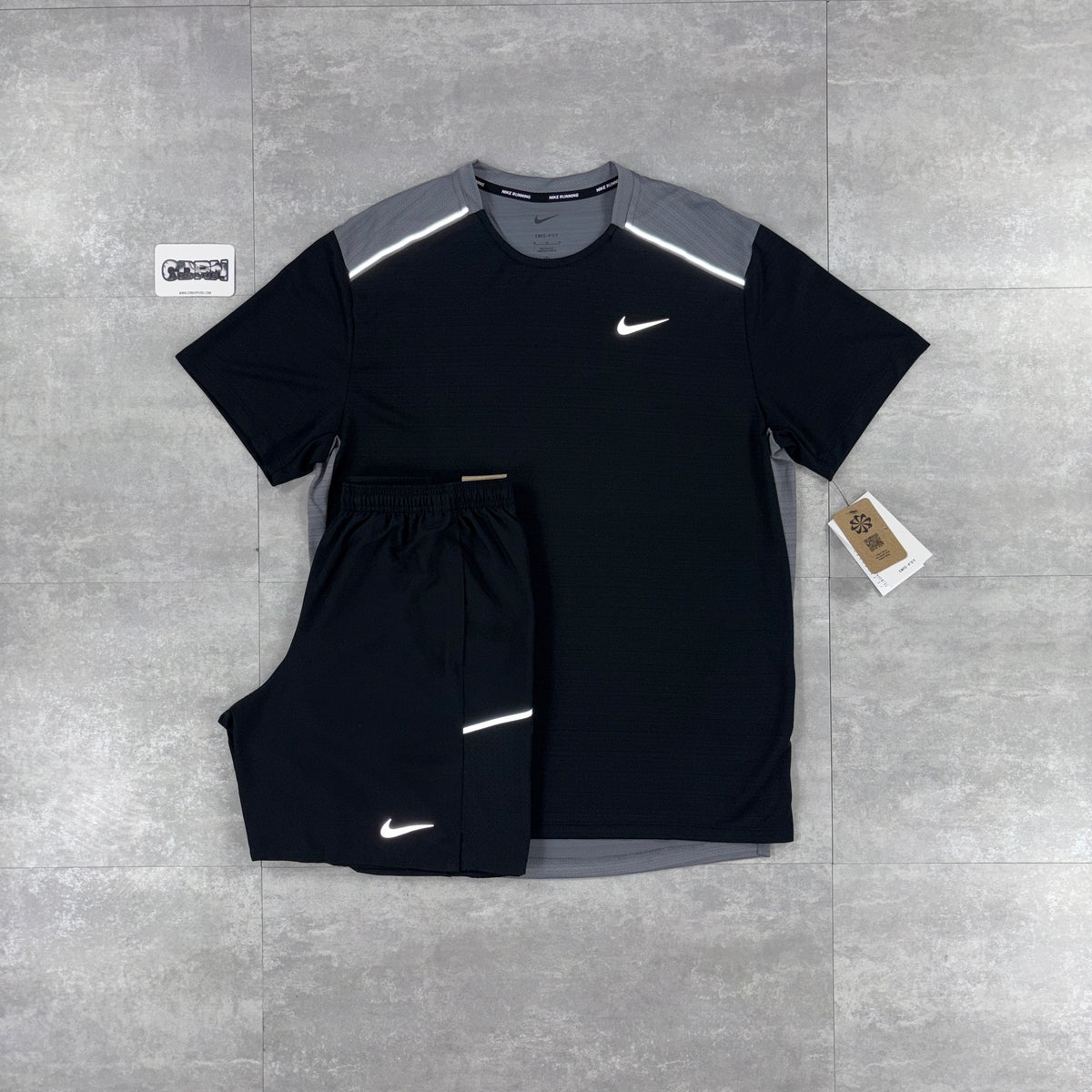 Nike Miler 1.0 T-Shirt - Black / Grey