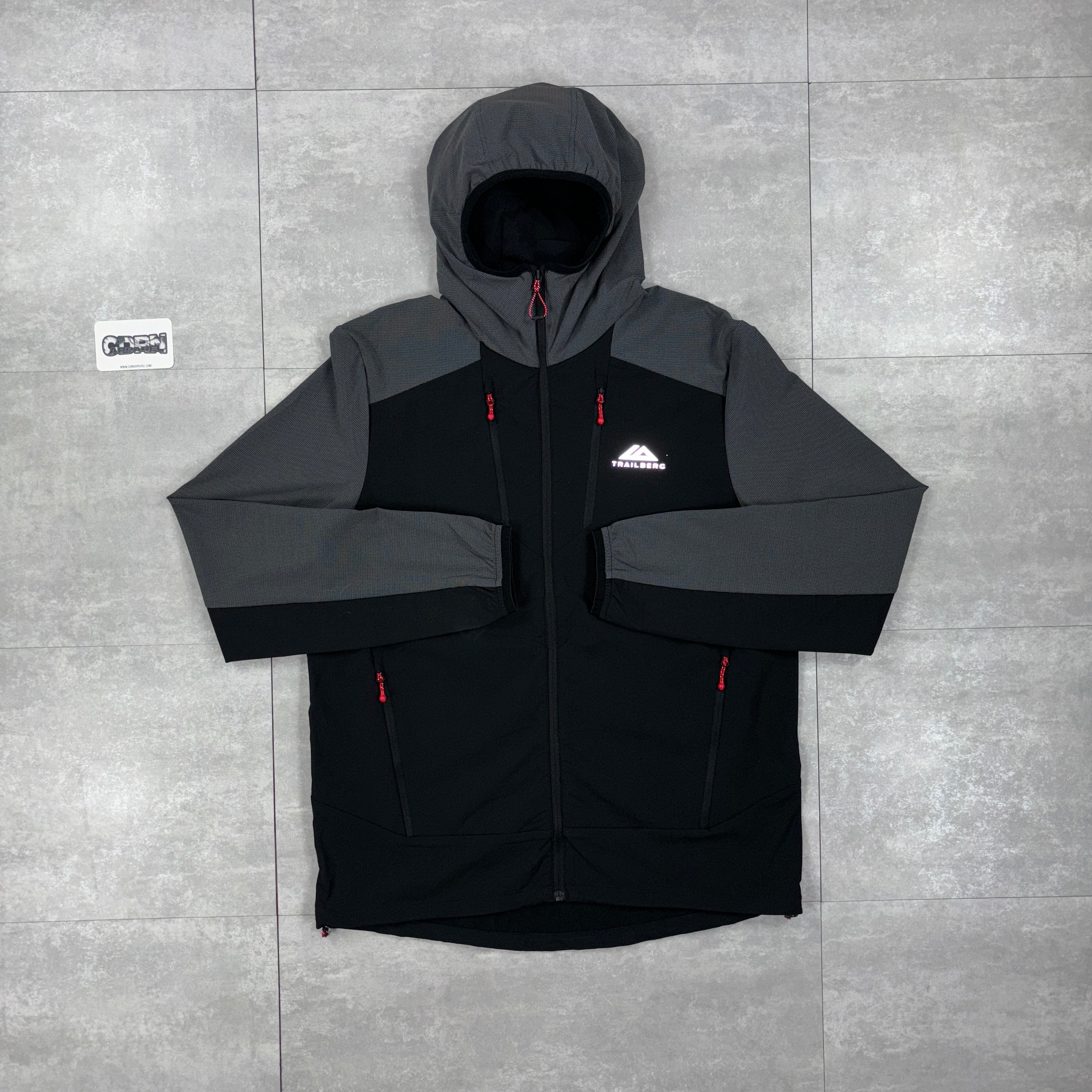 Trailberg Black / Grey Faltenjura Windbreaker & Faltenjura Pants Set