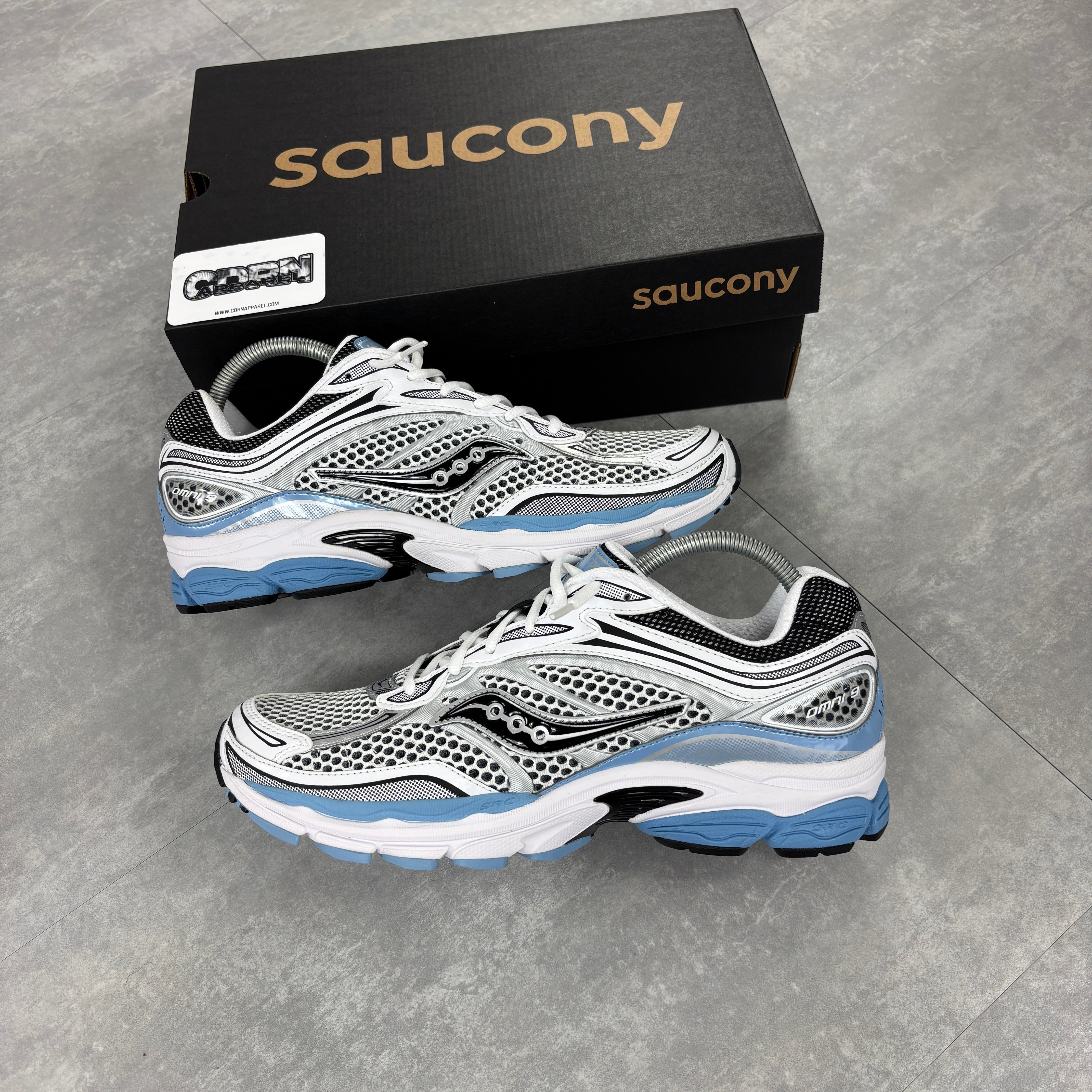 Saucony ProGrid Omni 9 OG - White / Blue