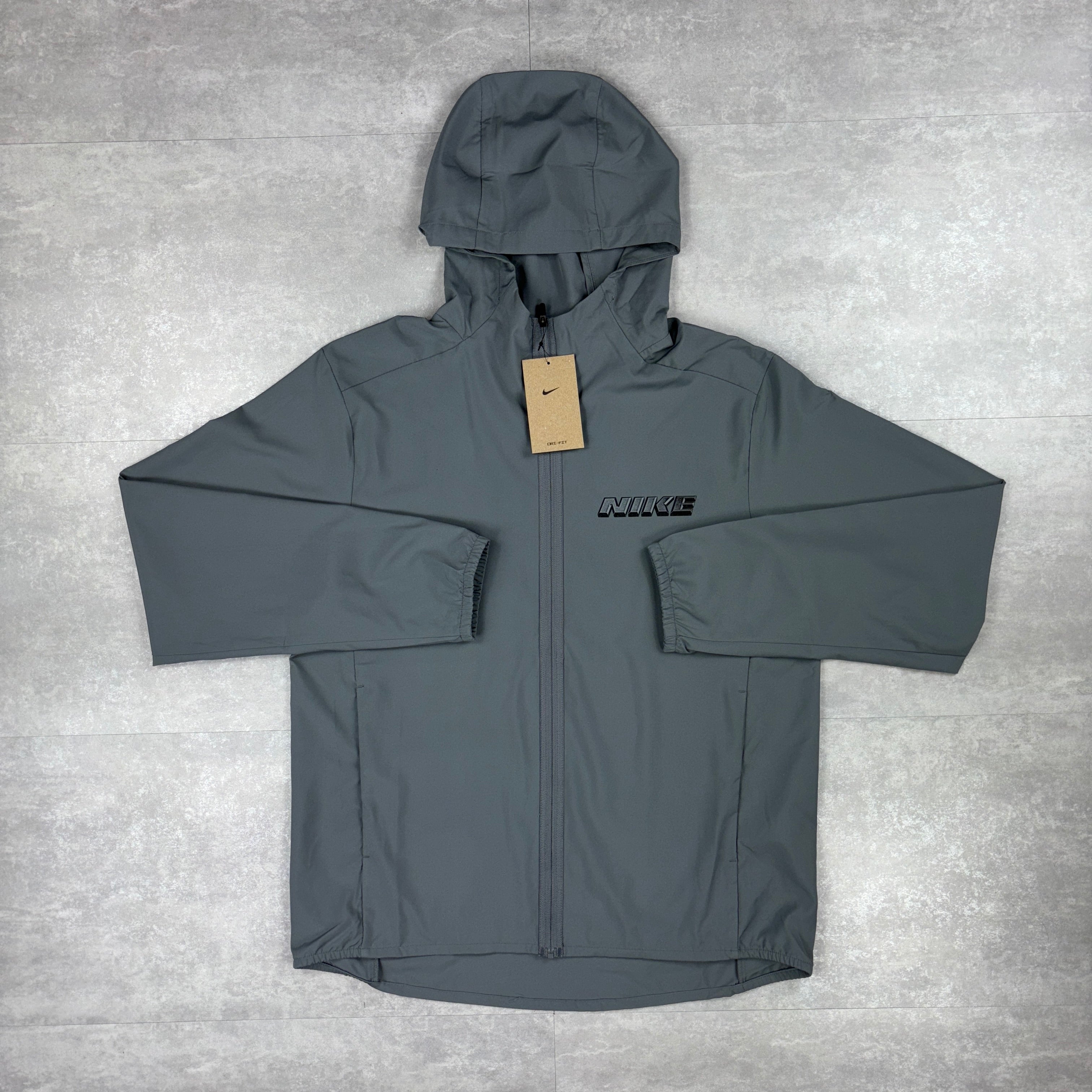 Nike Grey GRM Windbreaker & Black Phenom Pants Set