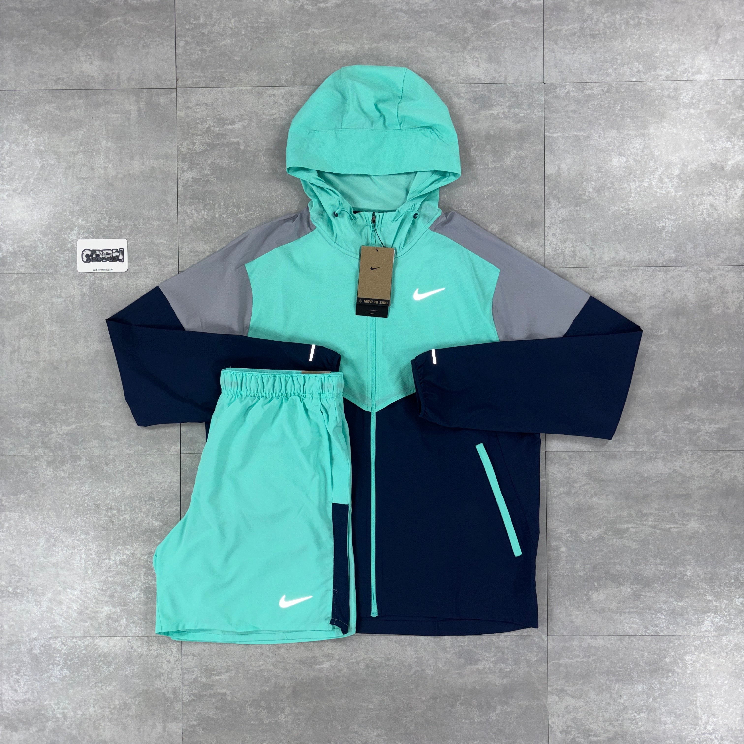 Nike UV Windbreaker Jacket - Turquoise / Navy
