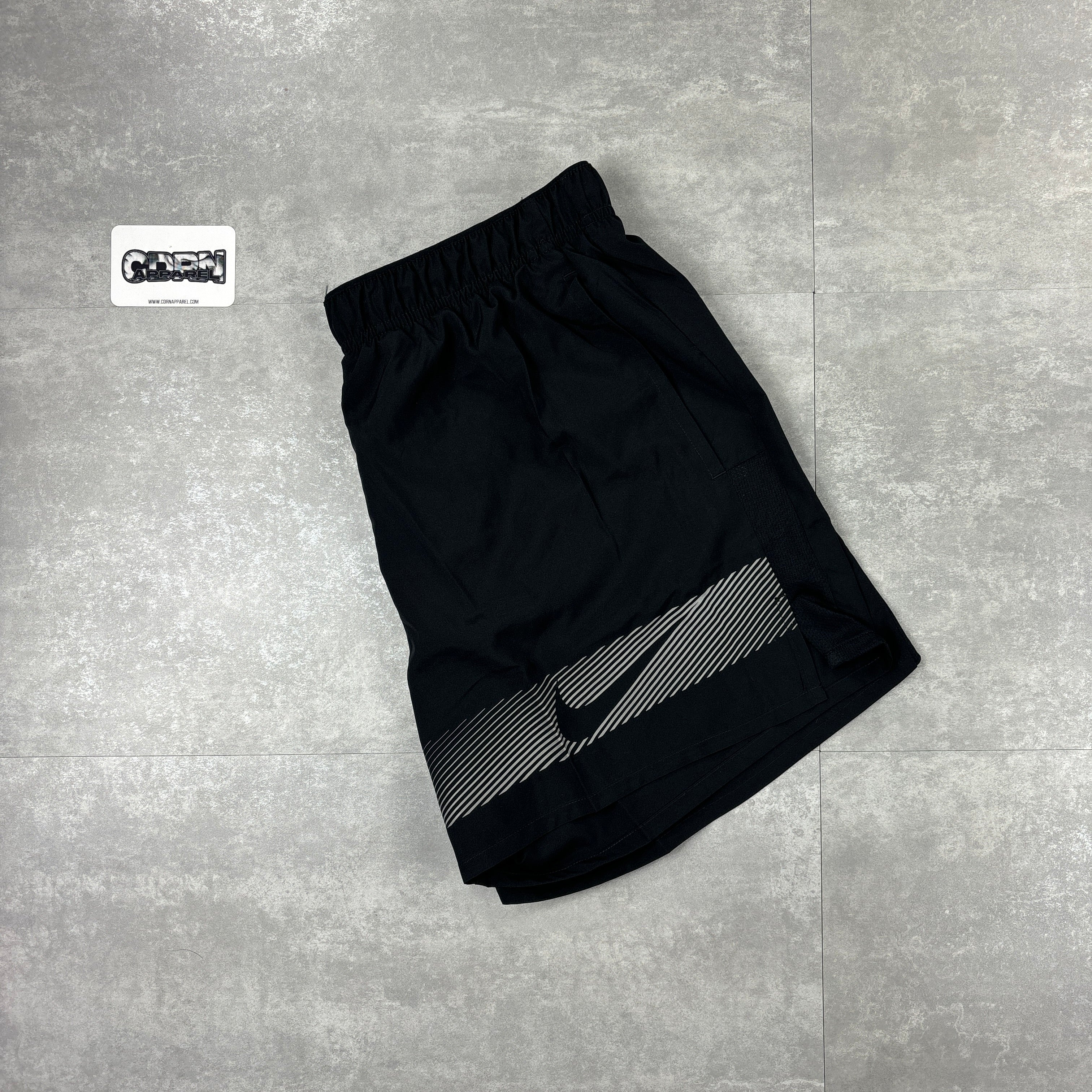Nike Unlimited Flash Challenger Shorts - Black