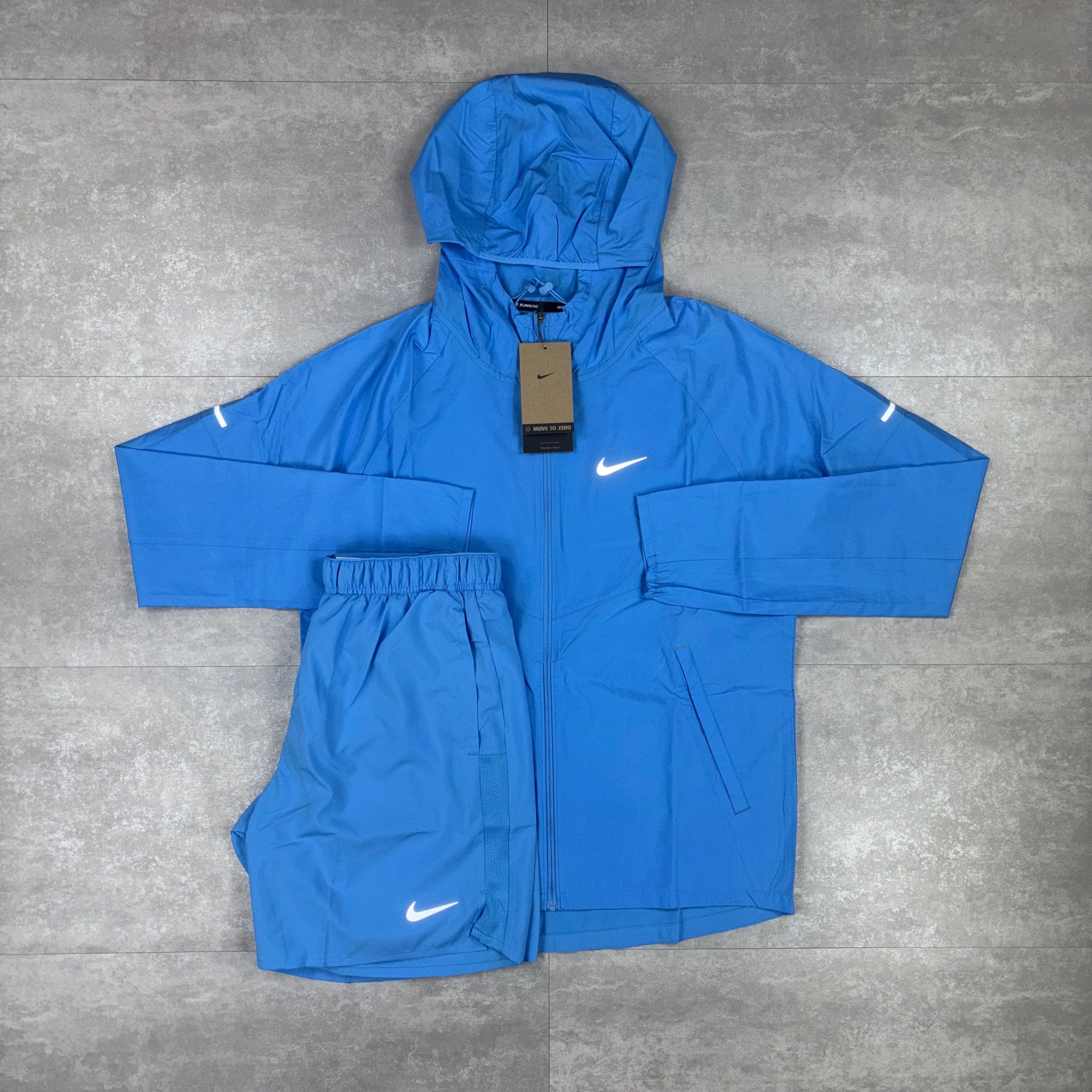 Nike Miler University Blue Repel Windbreaker & 7” Blue Nike Challenger Shorts