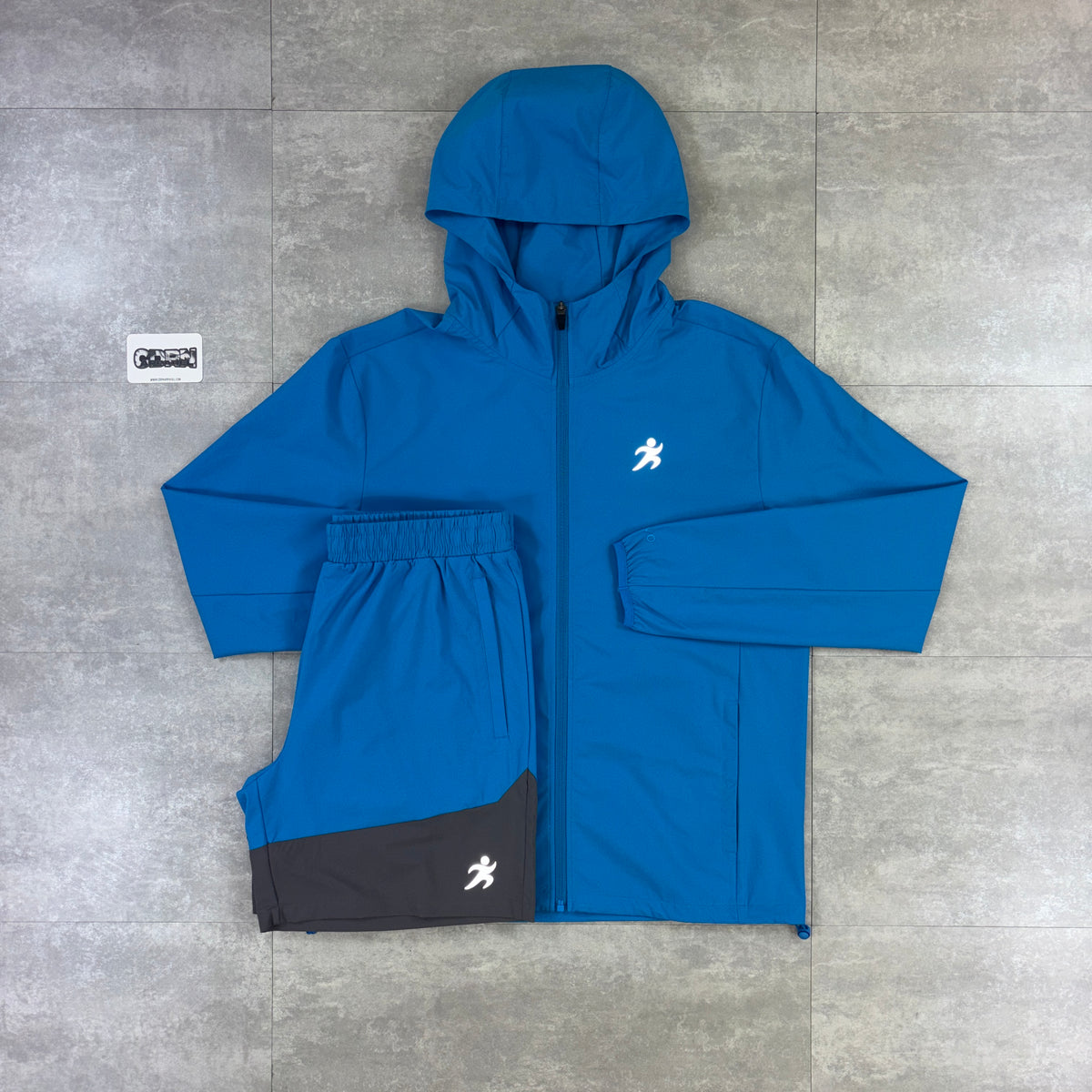 Trivo Core Windbreaker - Azure Blue