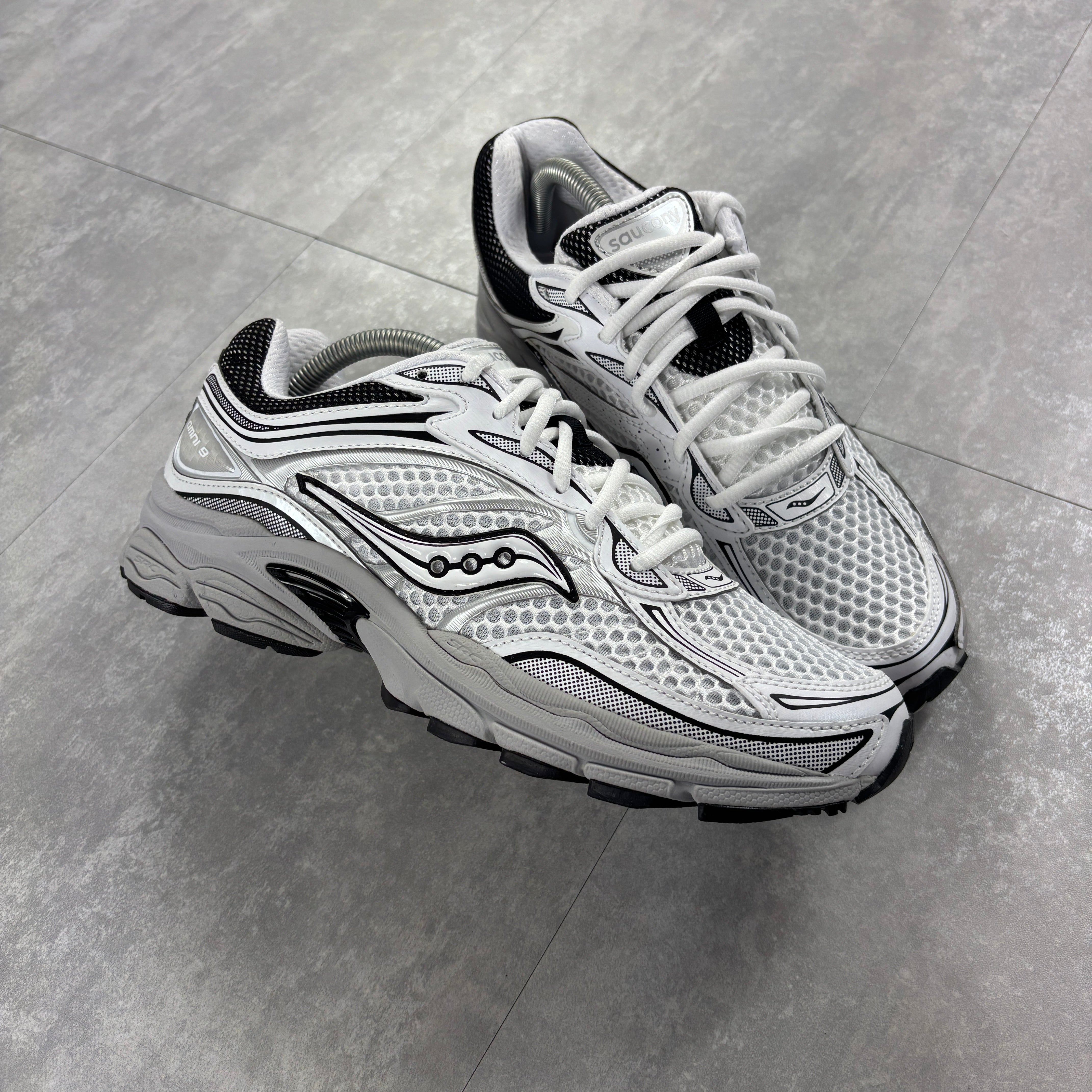 Saucony Pro Grid Omni 9 White Cadet