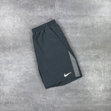 Short Nike Challenger 7" - Gris