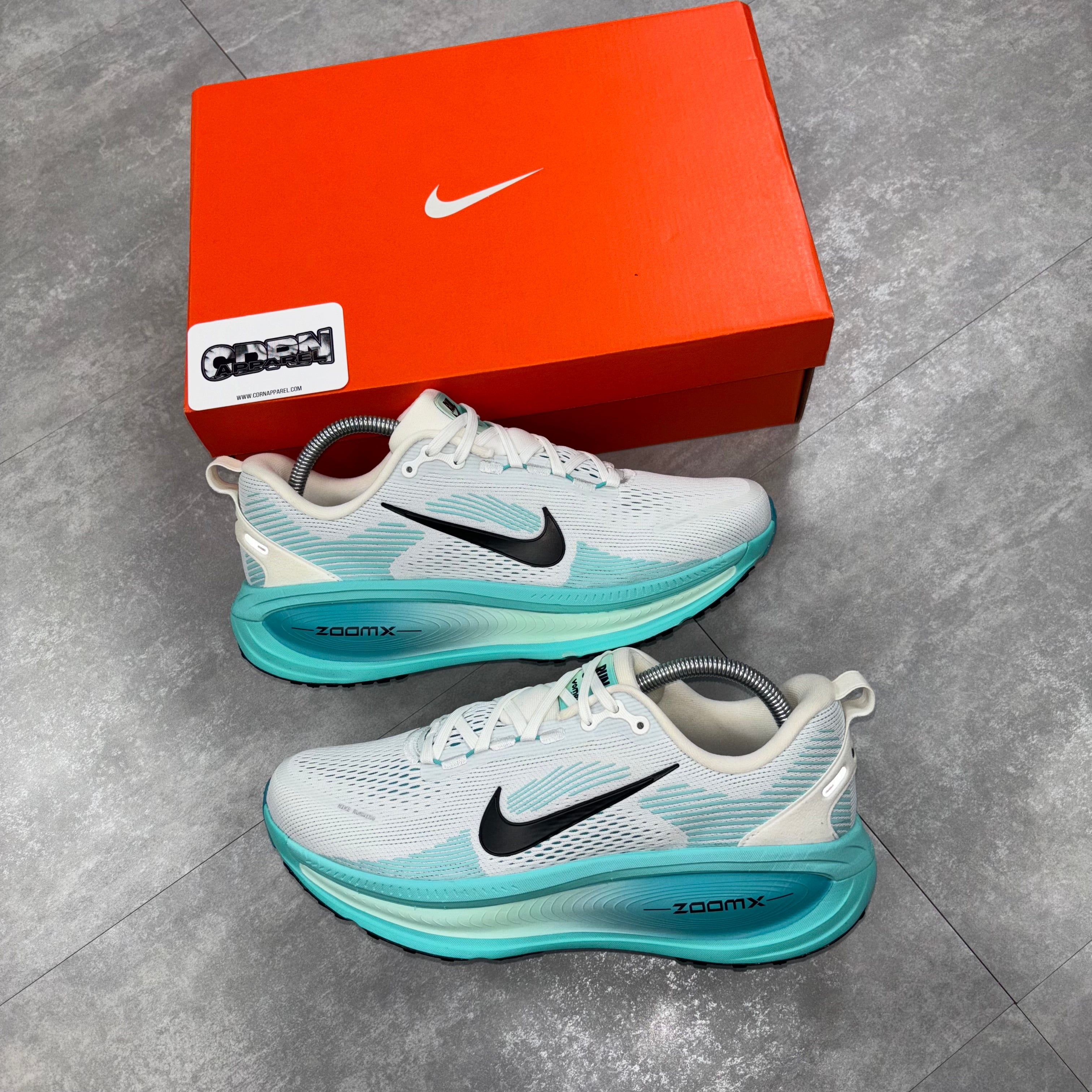 Nike Vomero 18 - Dusty Cactus