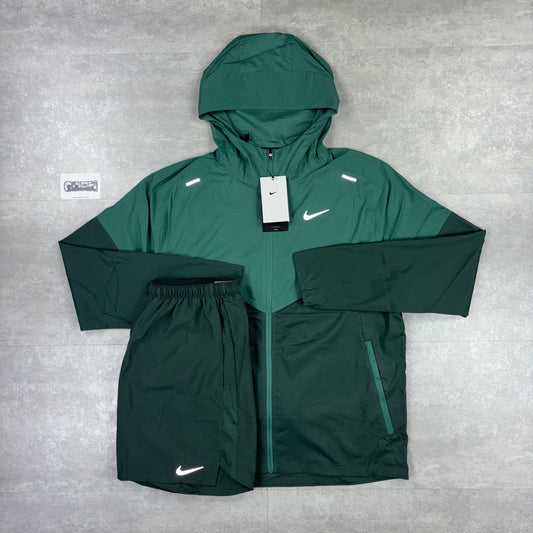 Nike UV Windbreaker Jacket - Vintage Green