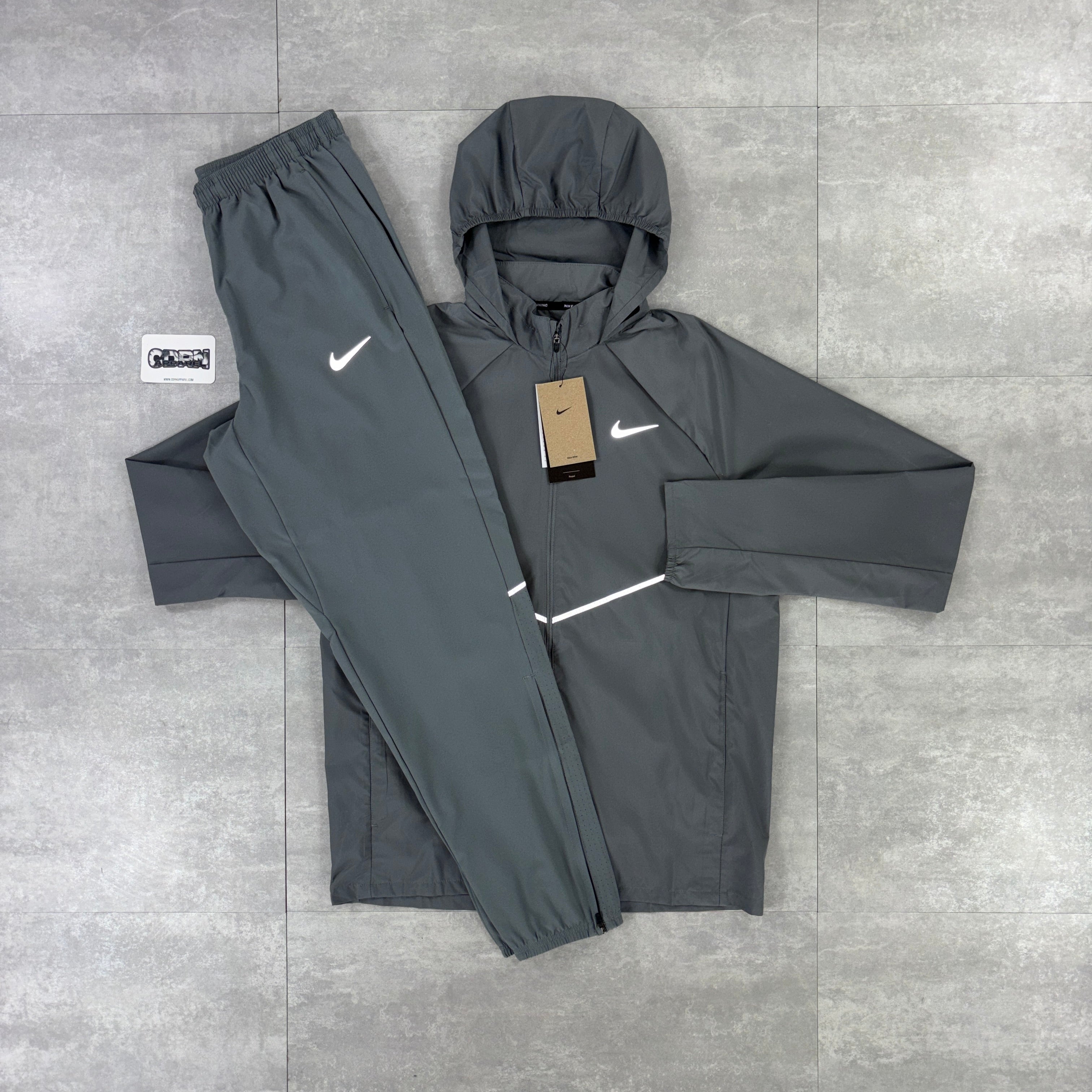 Nike Miler Repel Windbreaker Jacket - Grey