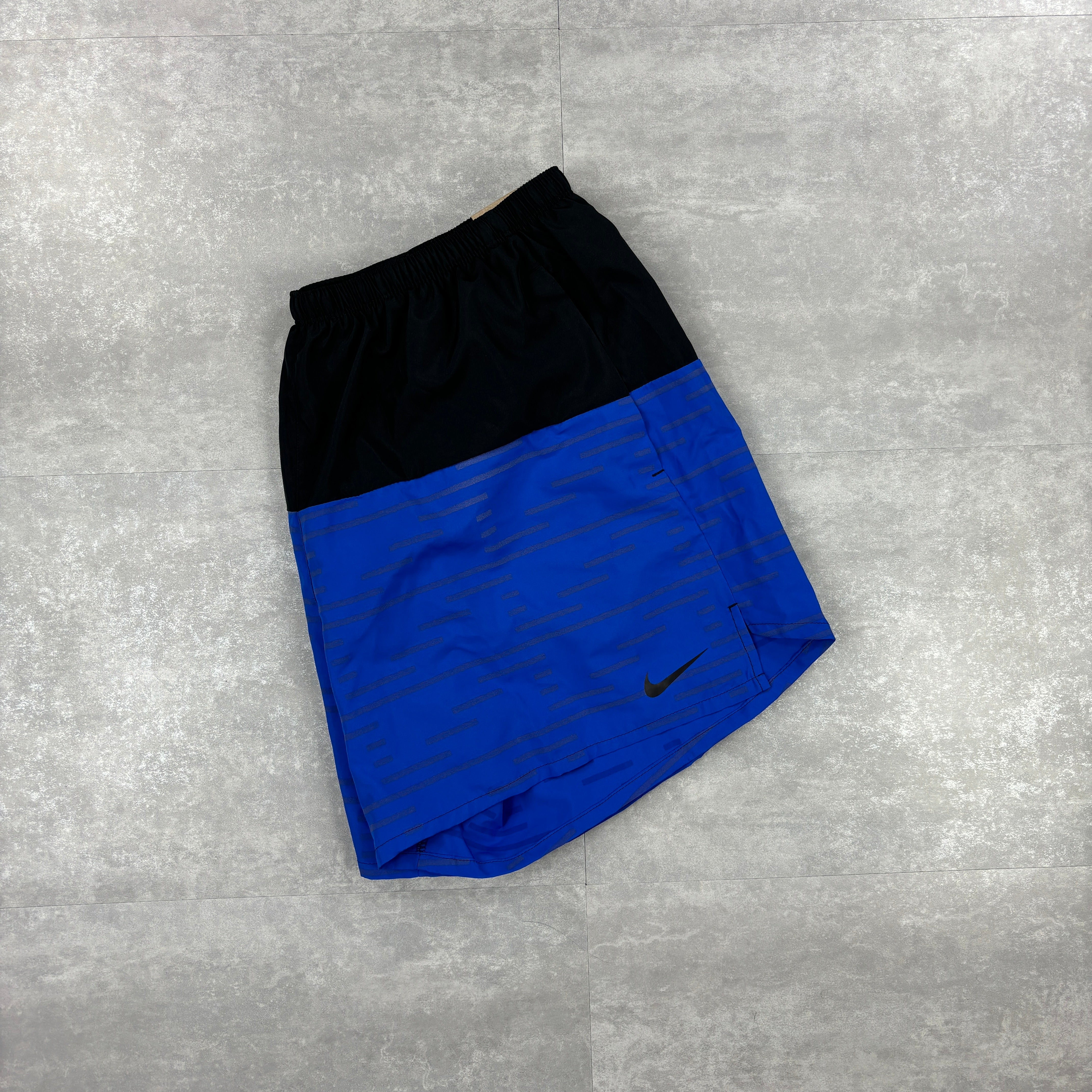 Nike Running Division Flash Challenger Shorts