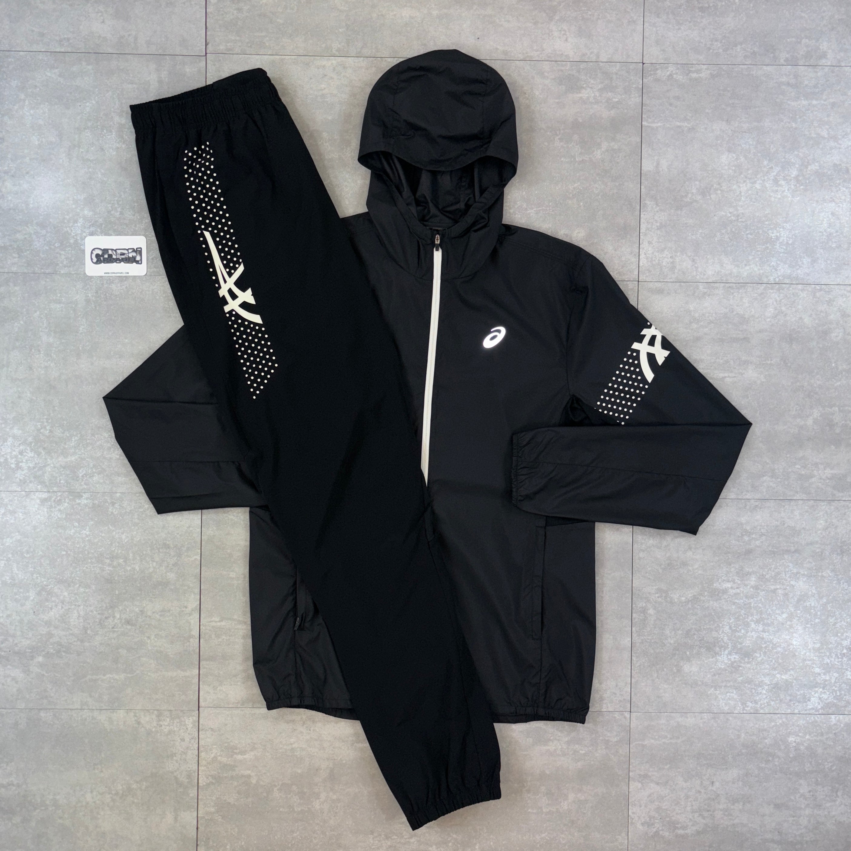 Asics Icon Windbreaker Jacket Black, Black Icon T-Shirt & Black Asics Challenger Pants Set