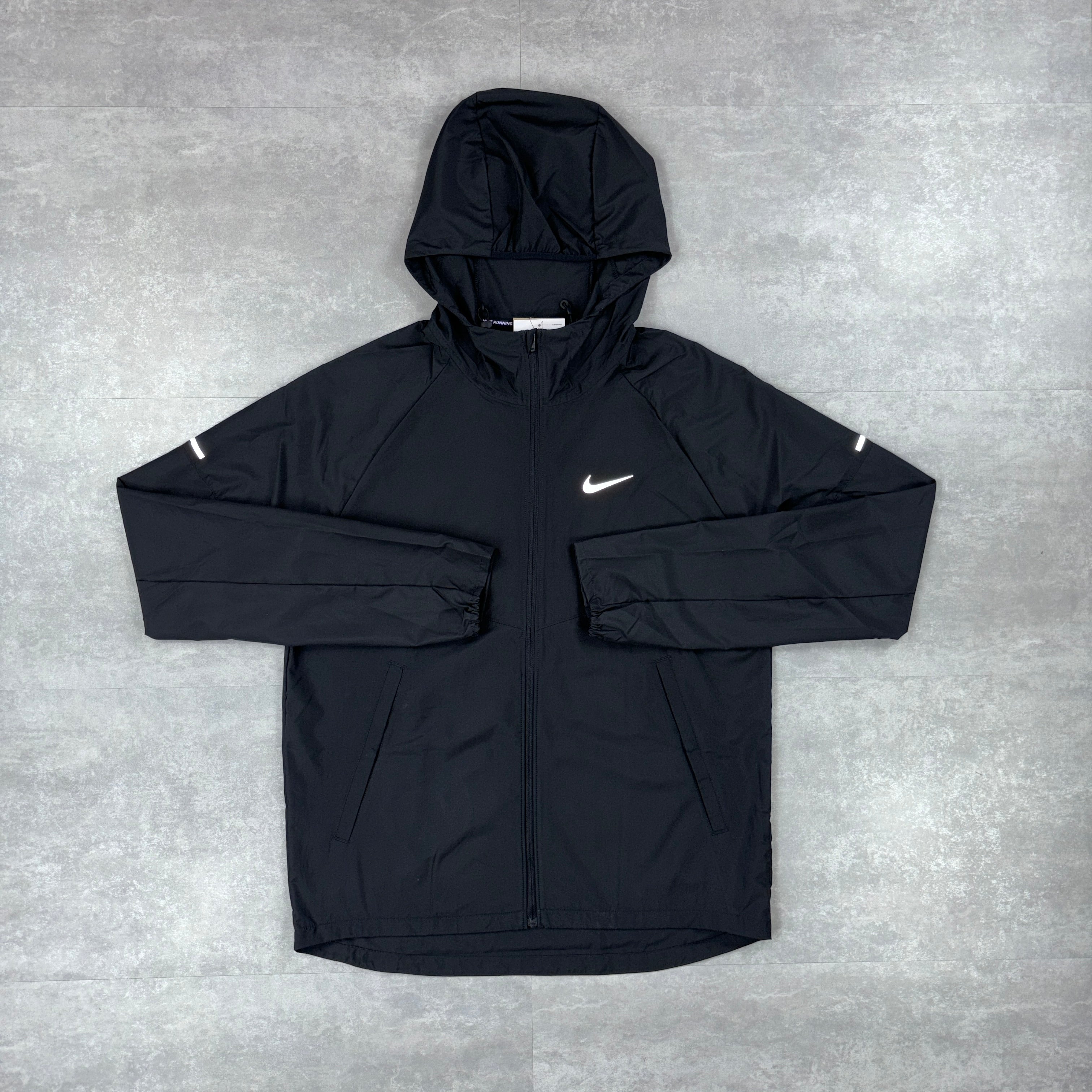 Nike Black Miler Repel Windbreaker & Black Phenom Pants Set