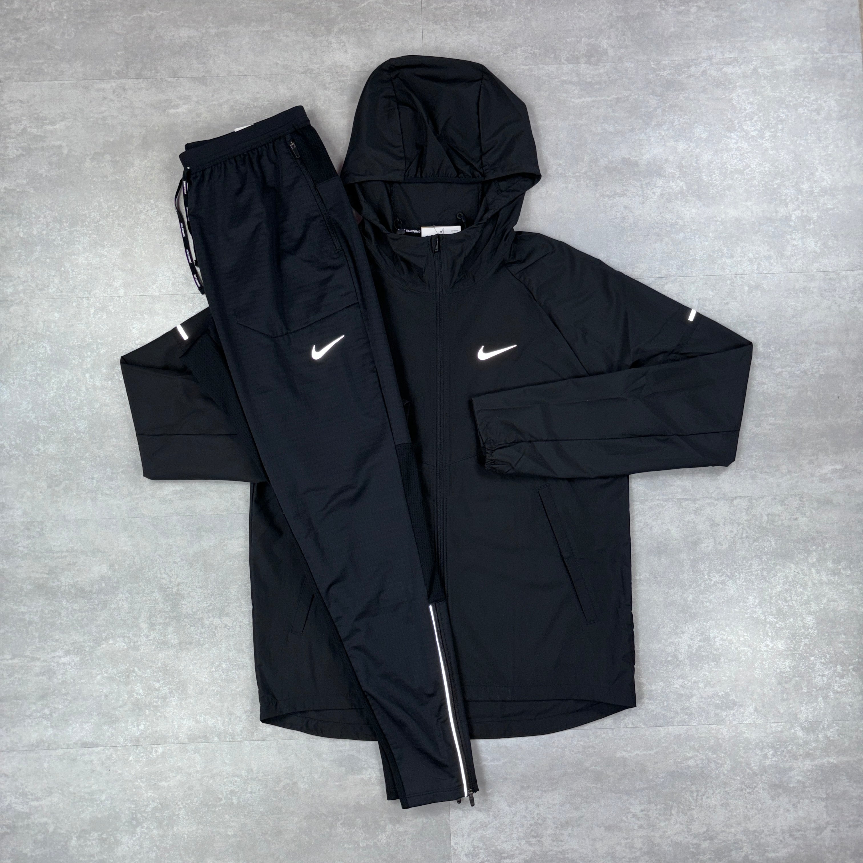 Nike Black Miler Repel Windbreaker & Black Phenom Pants Set