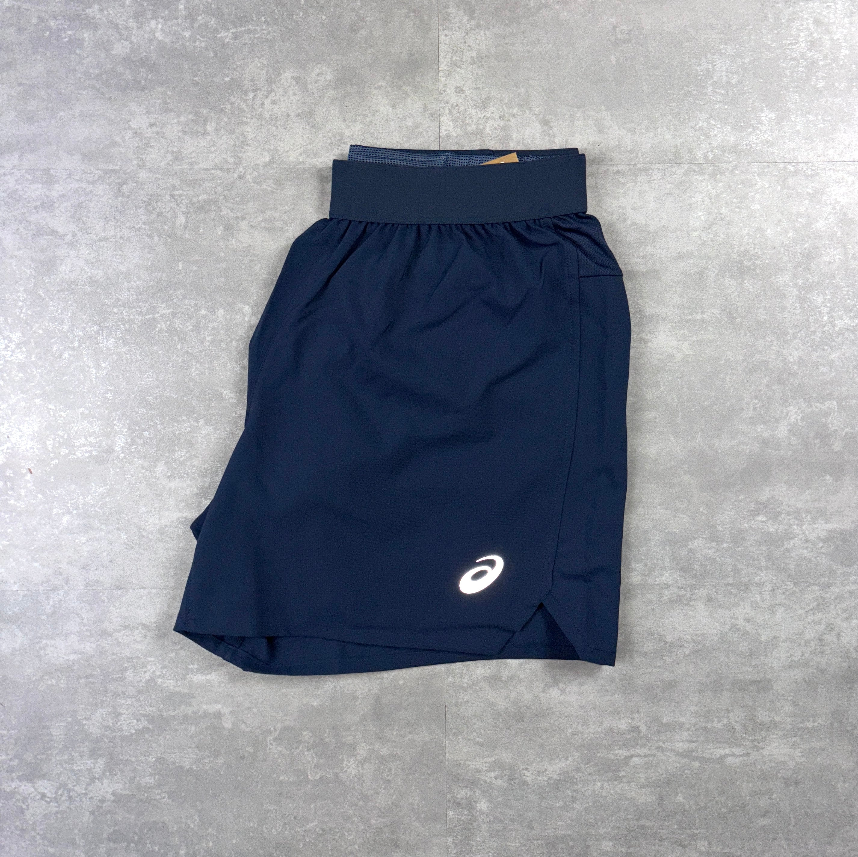 Asics Thunder Blue Seamless T-Shirt & Thunder Blue Icon Shorts