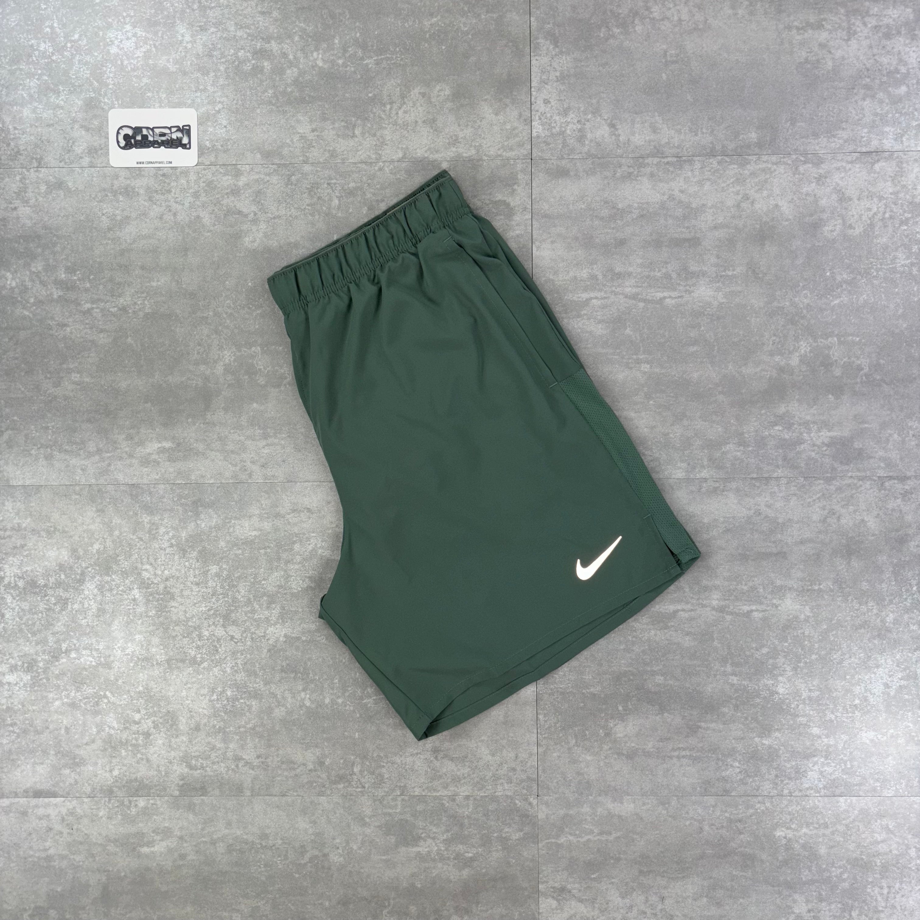 Nike Challenger Shorts - Clay Green