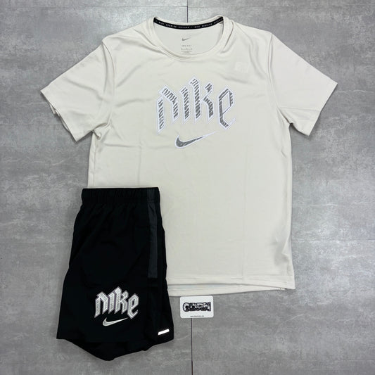 Nike Track Miler Black & Challenger Shortsa