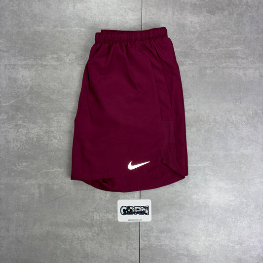 Nike Maroon Repel Windbreaker & Nike 5” Challenger Set