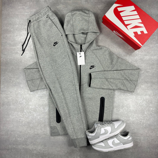 Nike Tech Fleece Pants - Grey