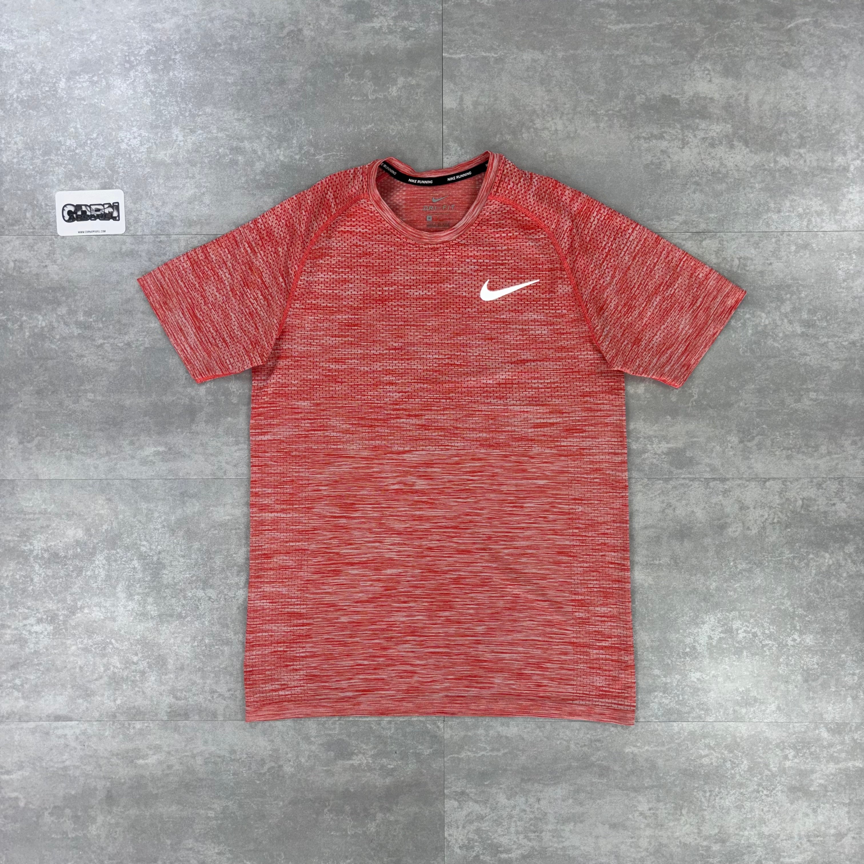 Nike Miler Techknit T-Shirt - Coral
