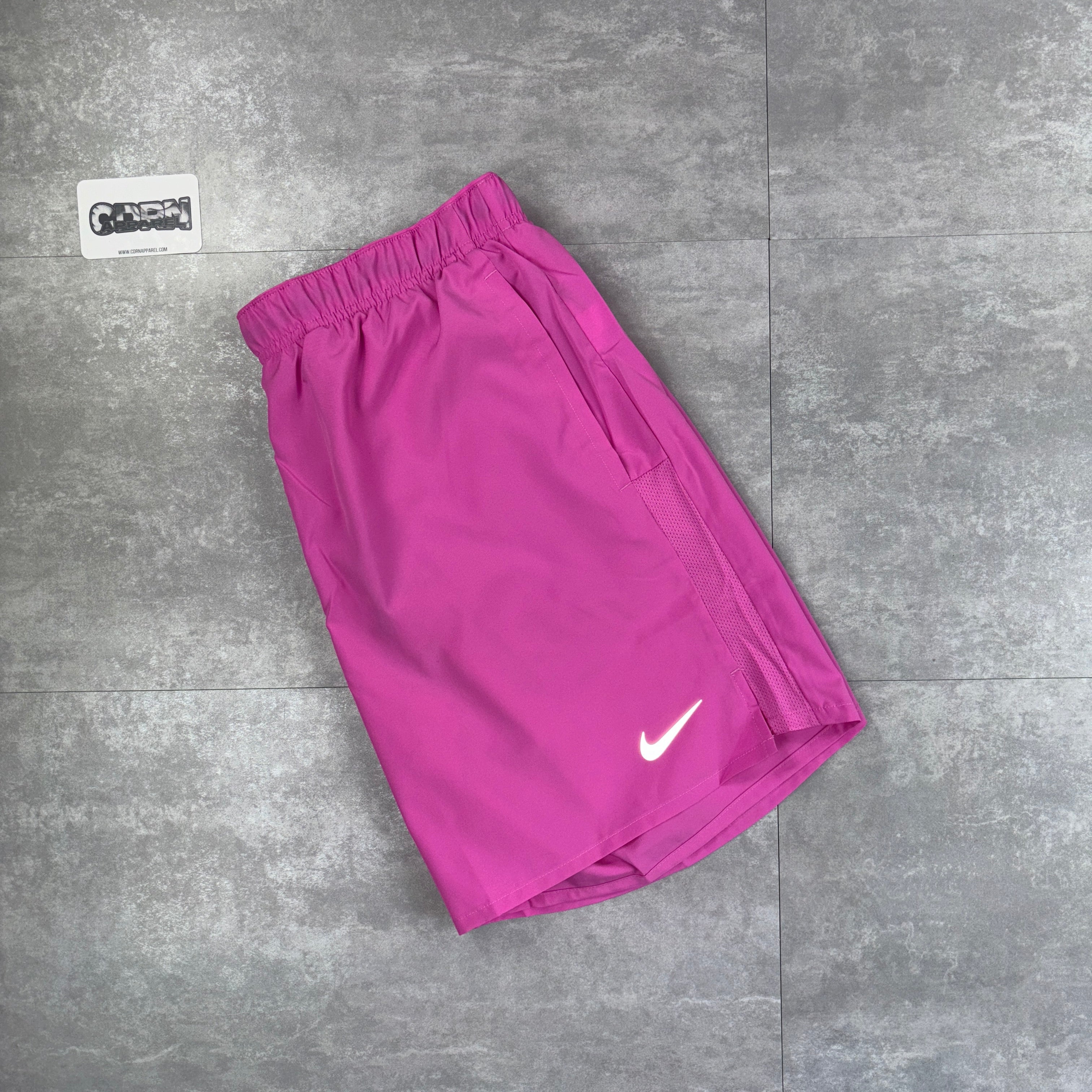 Nike Miler 1.0 Playful Pink T-Shirt & Playful Pink Challenger Shorts Seta