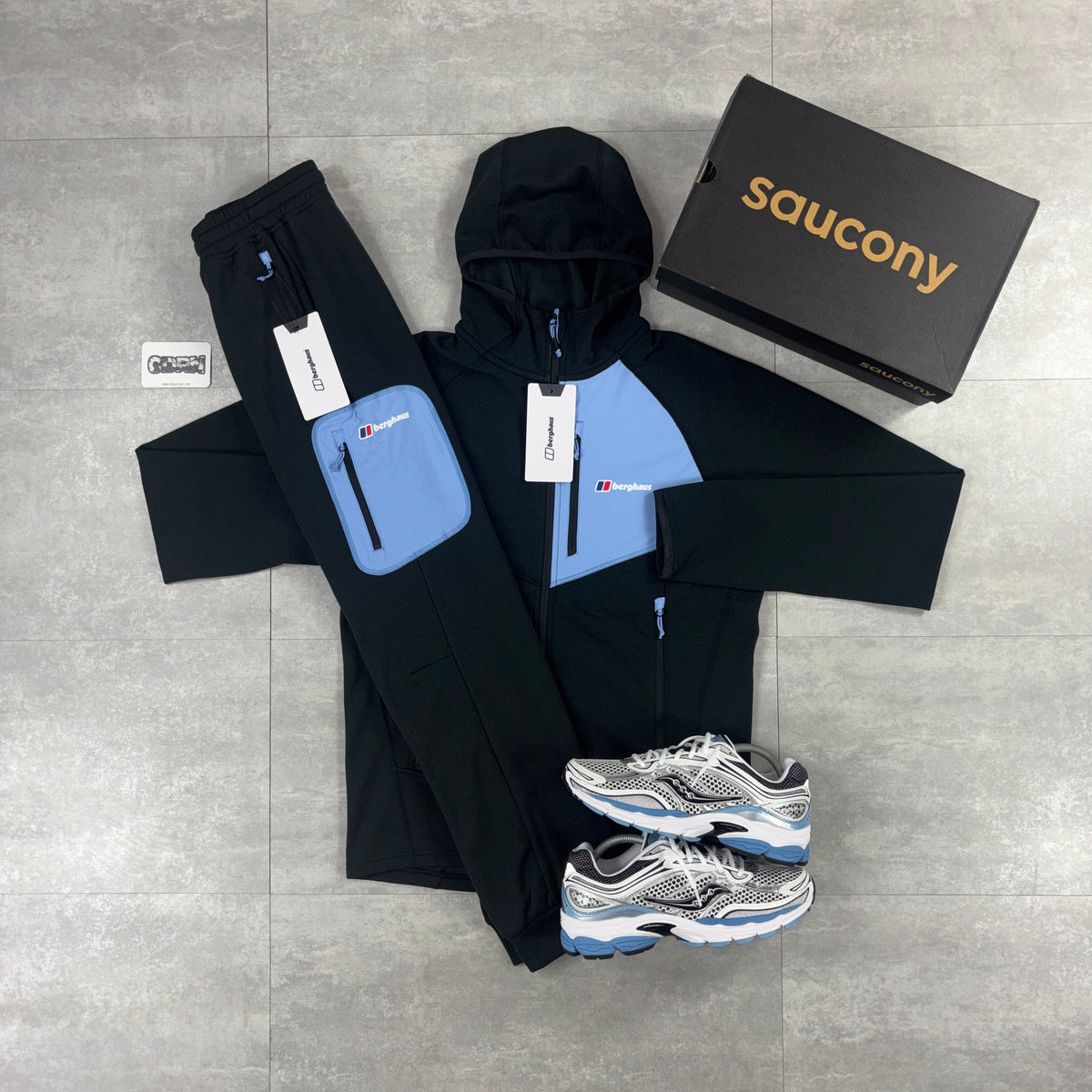 Berghaus Pavey Windbreaker Black / Blue & Pavey Pants Tracksuit Set