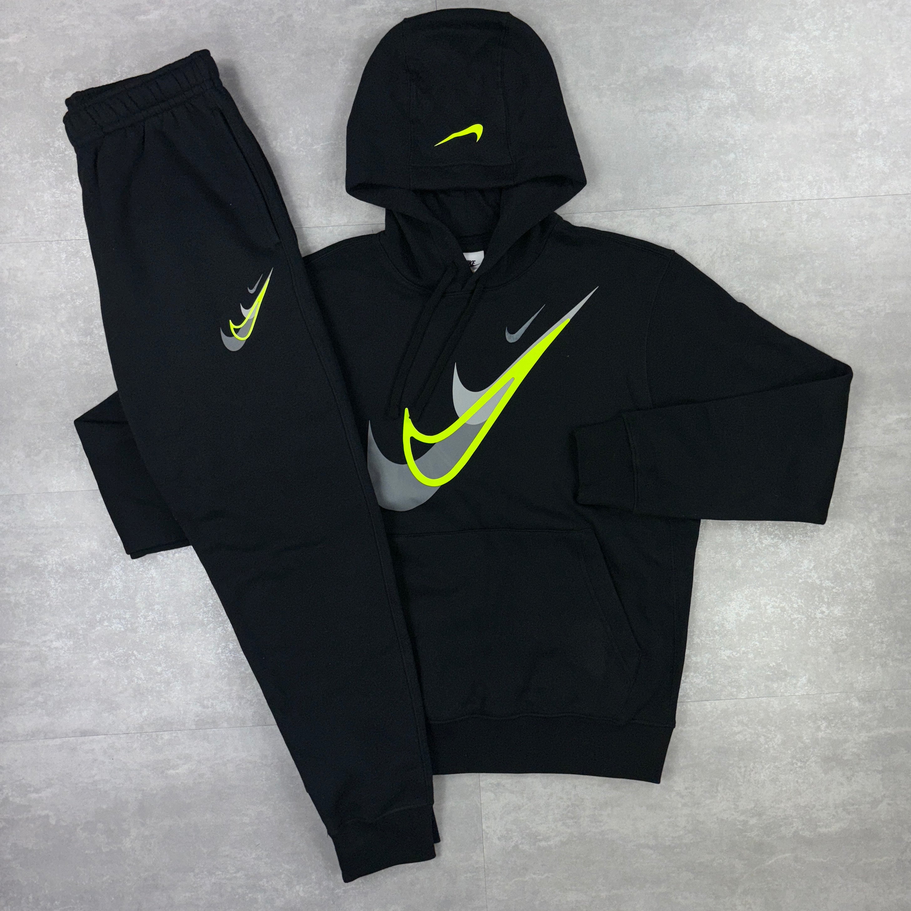 Nike Club Tracksuit - Black/Volt