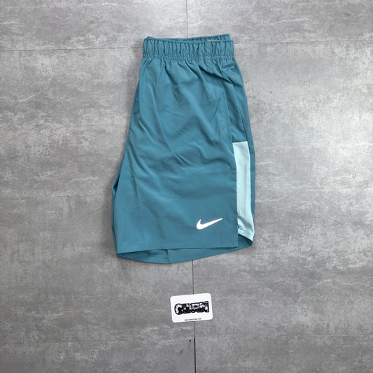 Nike Challenger Shorts 7” - Dark Turquoise