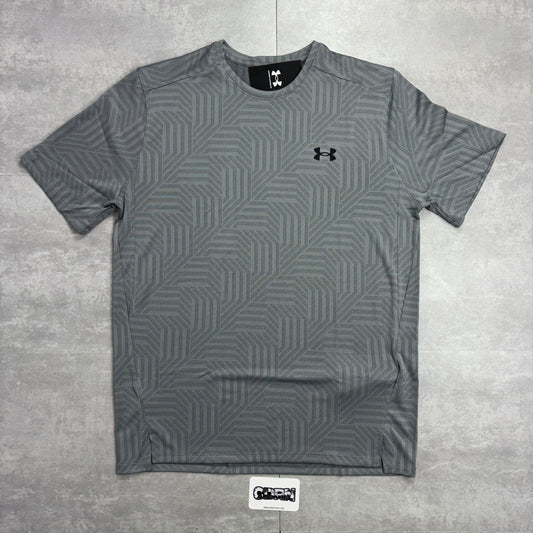 Grey Under Armour Geo Tessa Vent T-Shirt & Black 7” Speed Pocket Shorts