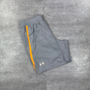 Under Armour 7” Stride Shorts - Grey/Orange