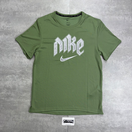 Nike Track Miler Khaki Green & Challenger Shorts