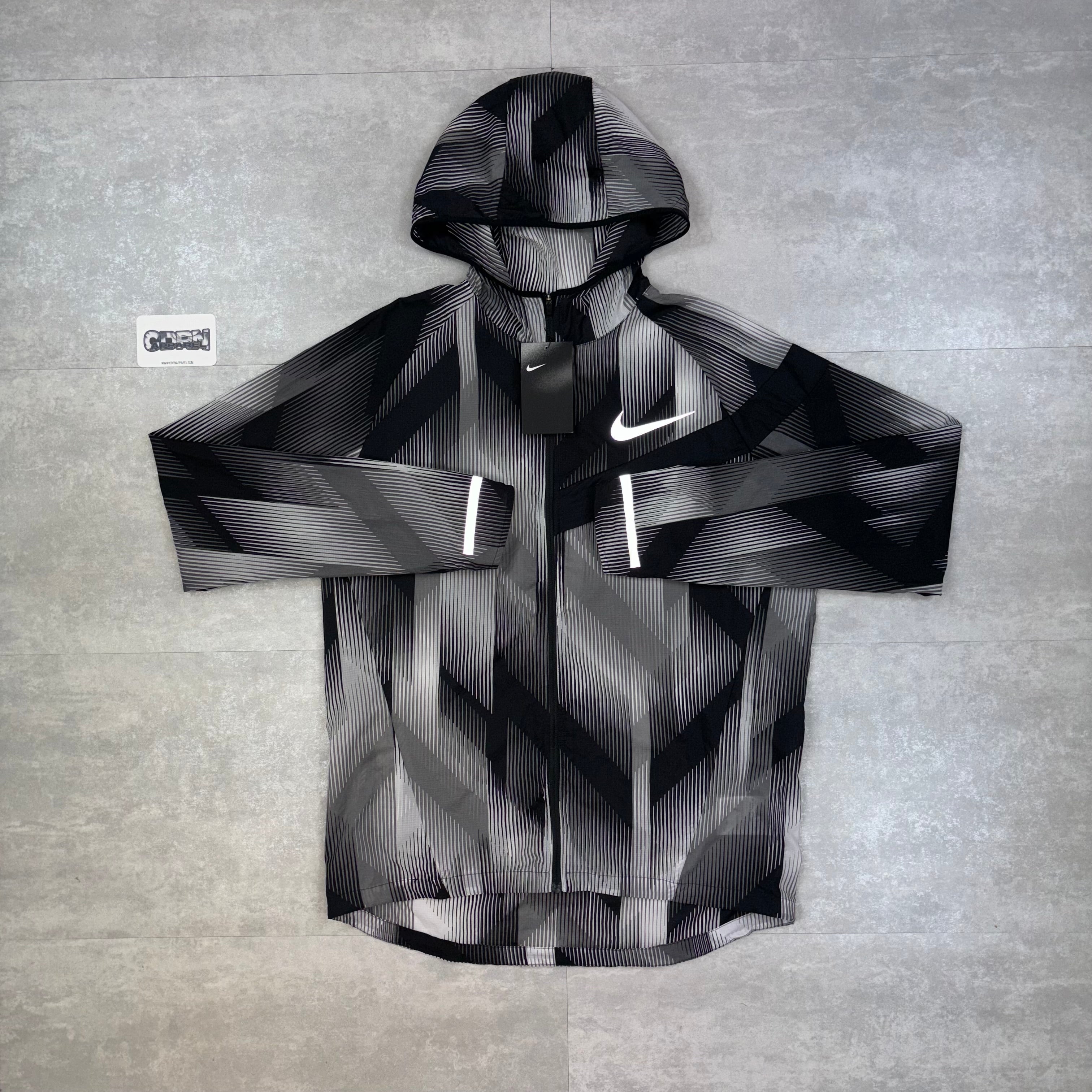 Nike Impossibly Light Windbreaker Jacket - Black / Grey