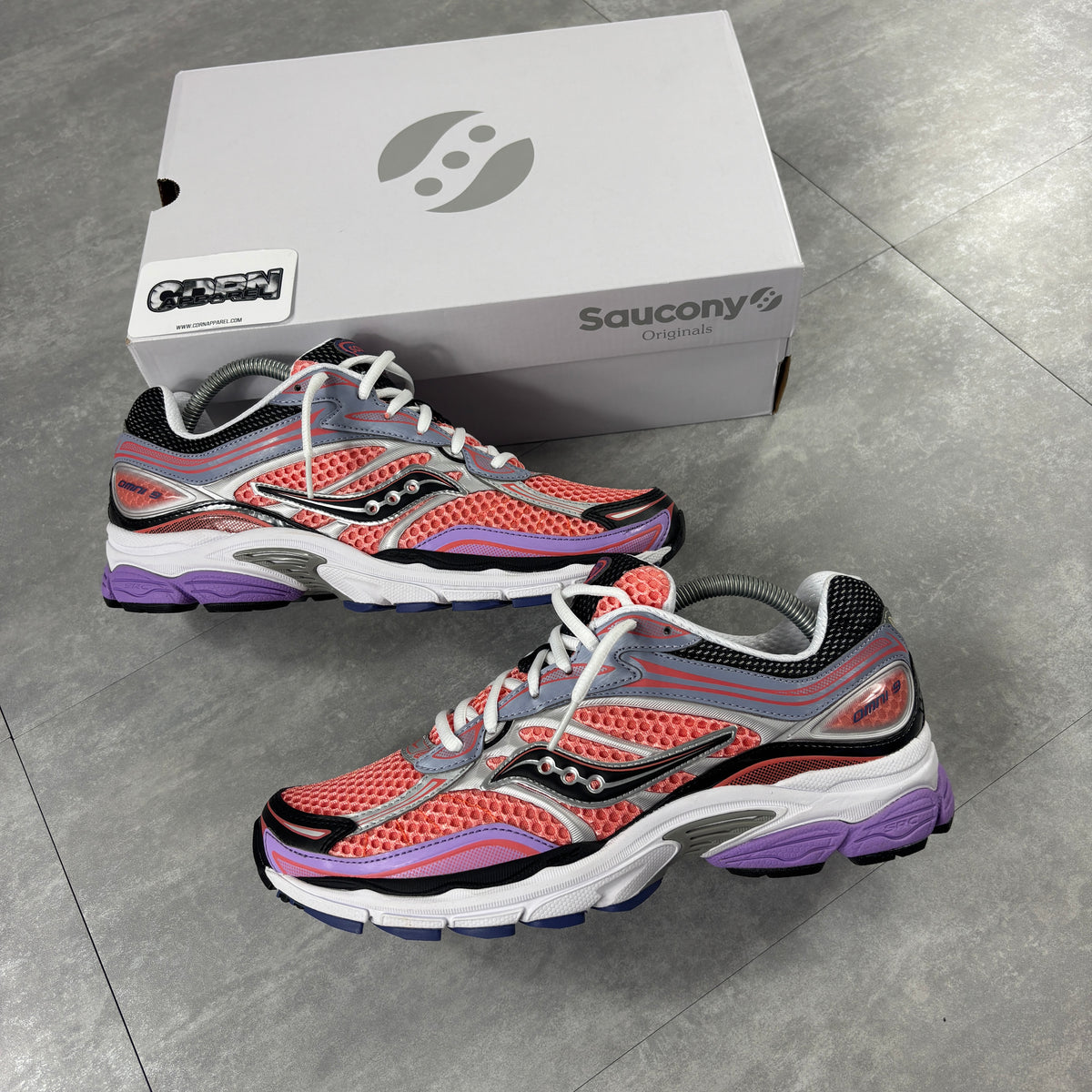 Saucony ProGrid Omni 9 Pink Purple
