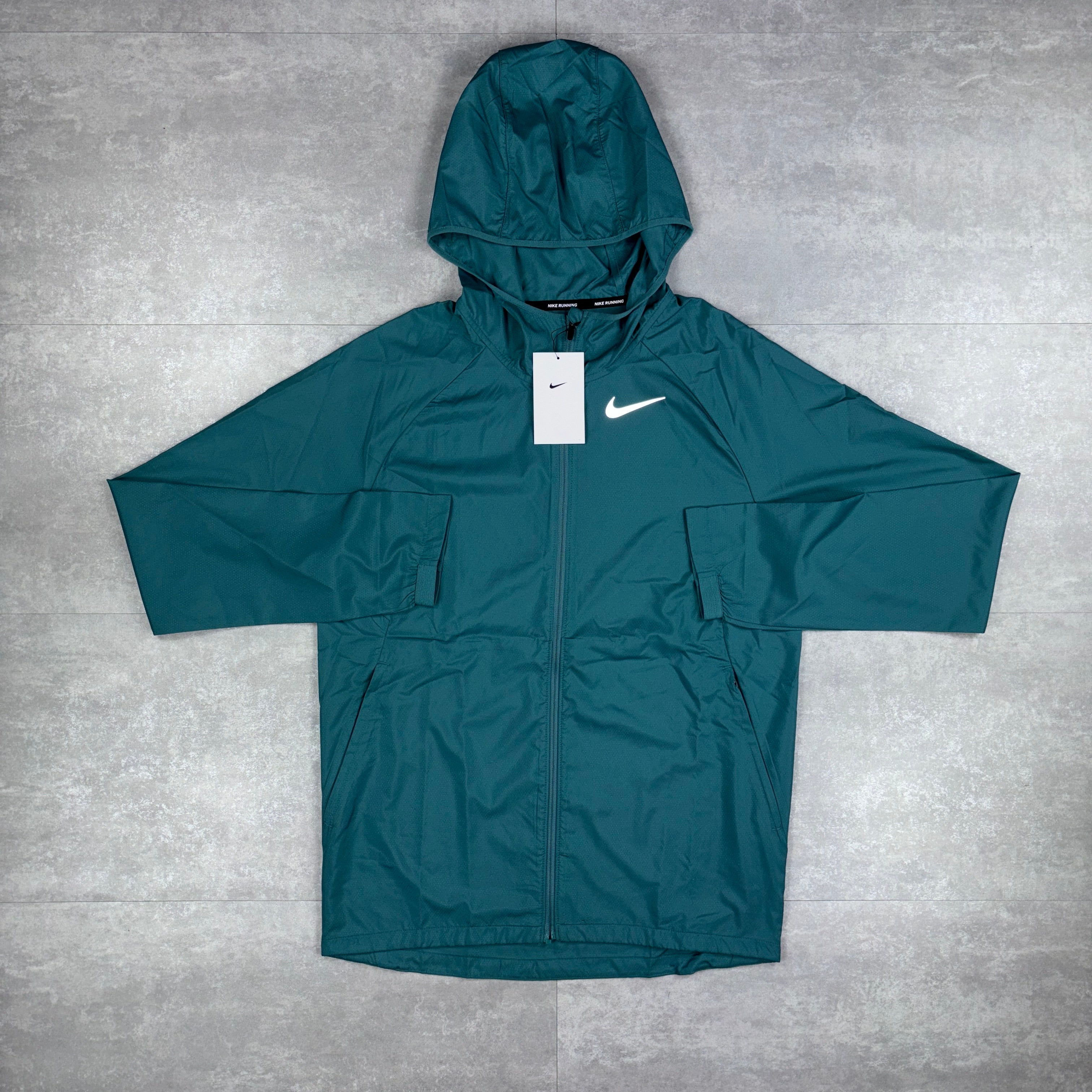 Nike Essentials Windbreaker Teal & Nike Teal Flex Stride Shorts