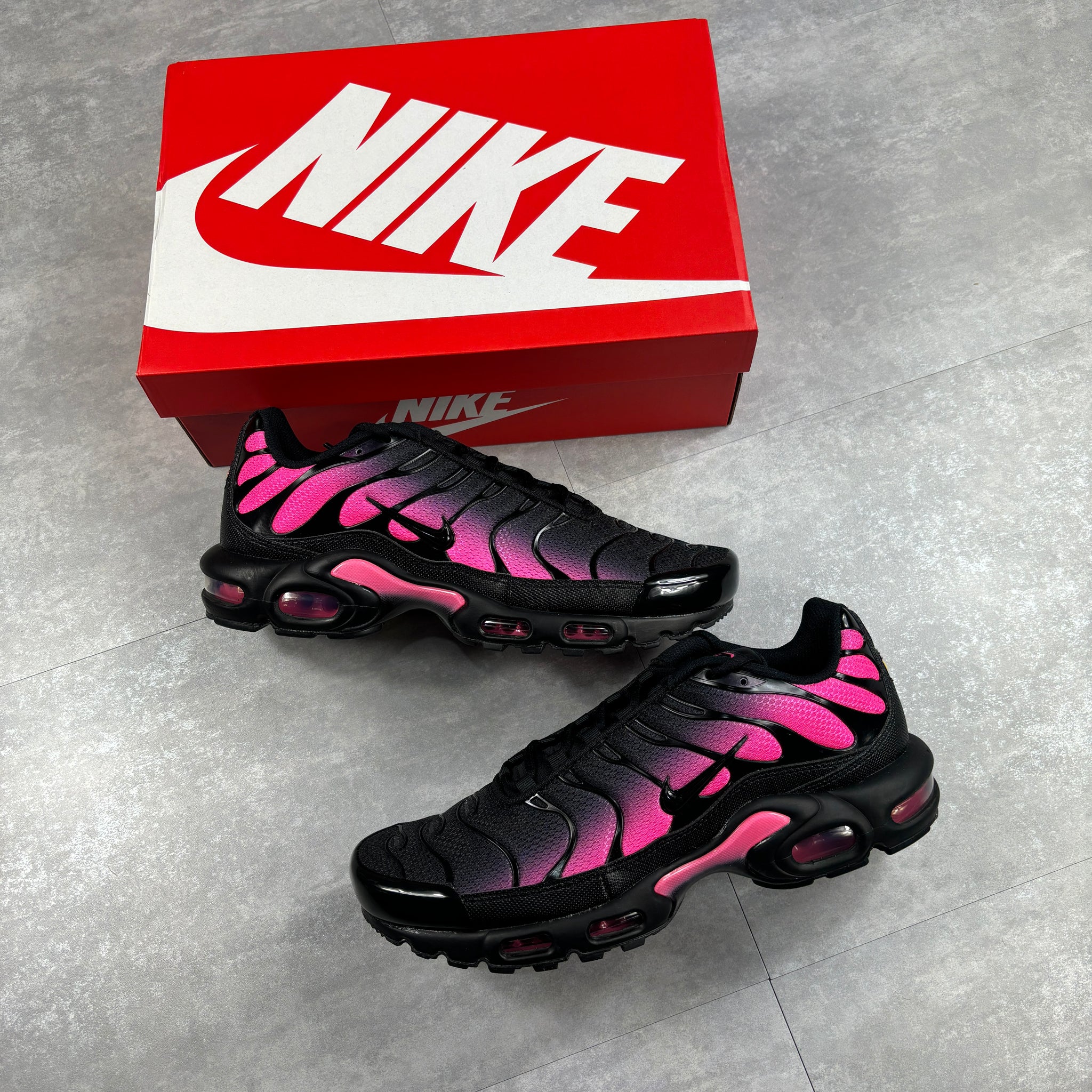 Nike Airmax Plus - Hyper Pink/Black