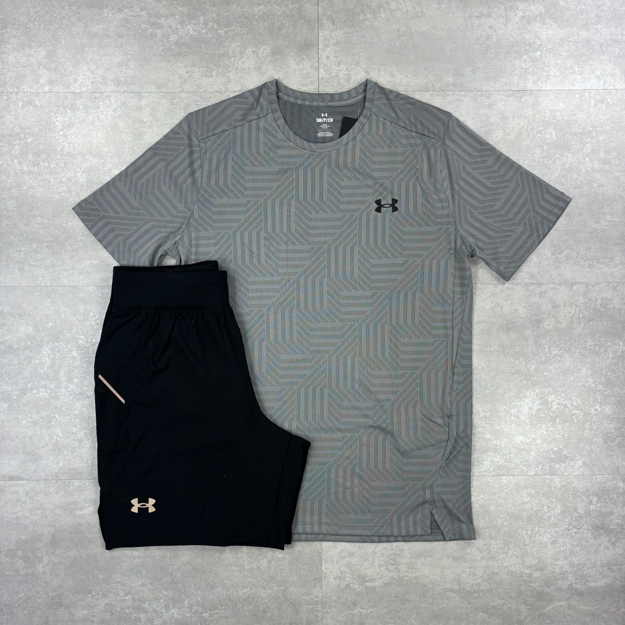 Under Armour Grey Geo Tessa Vent T-Shirt & Black 7” Speed Pocket Shorts