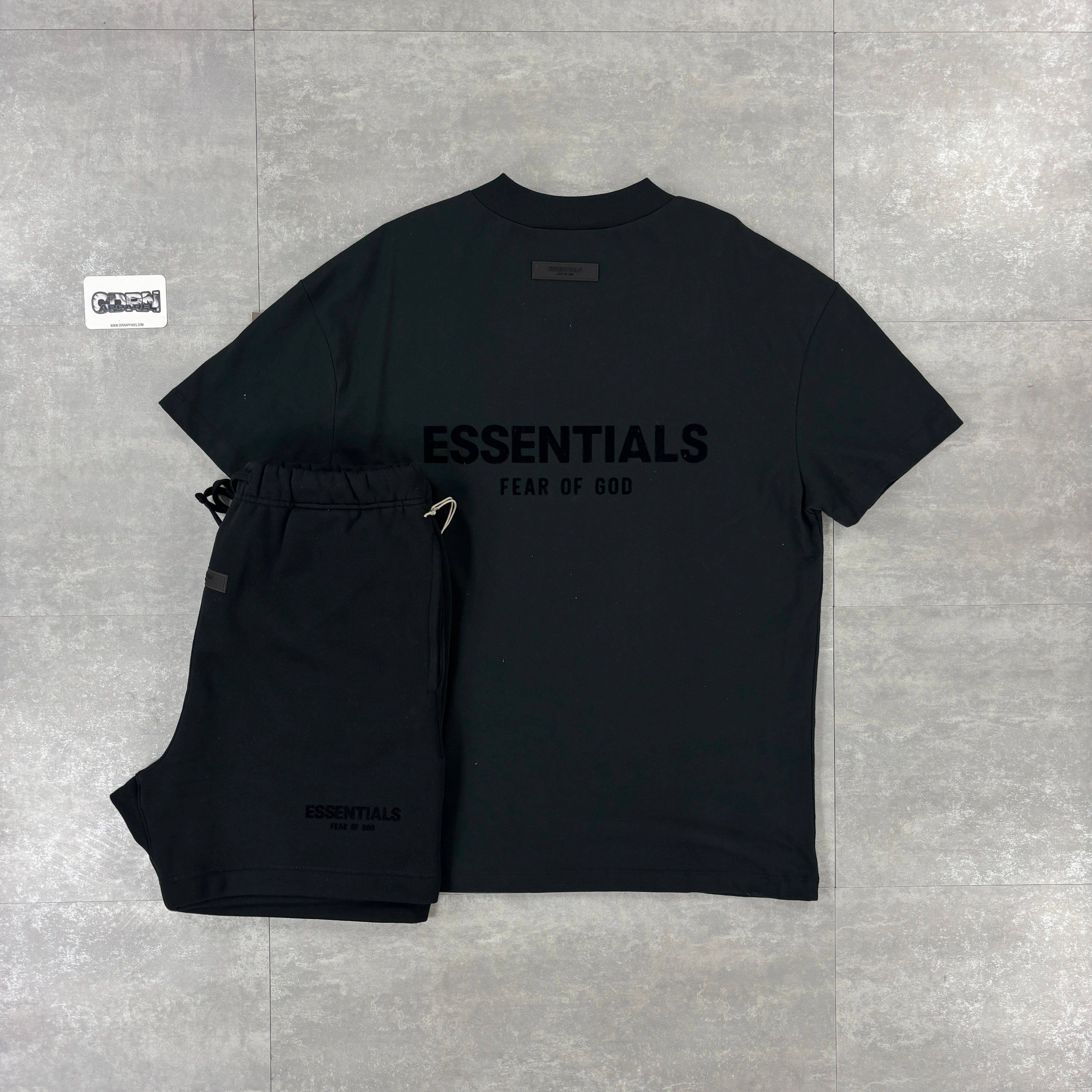 Essentials SS22 Shorts - Limo Black