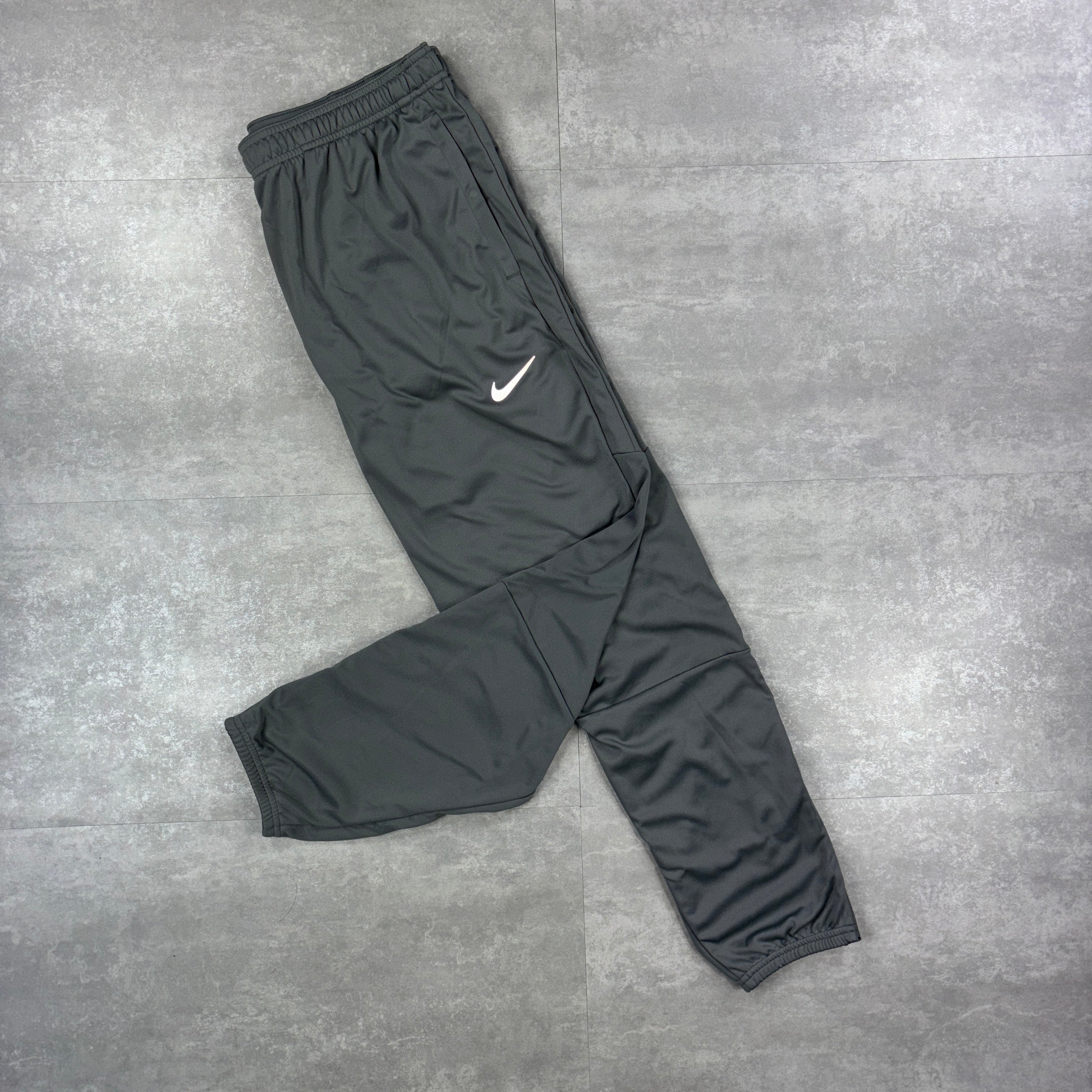 Nike Challenger Fleece Pants - Grey