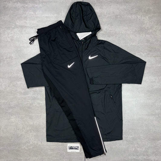 Nike Essentials Windbreaker - Black