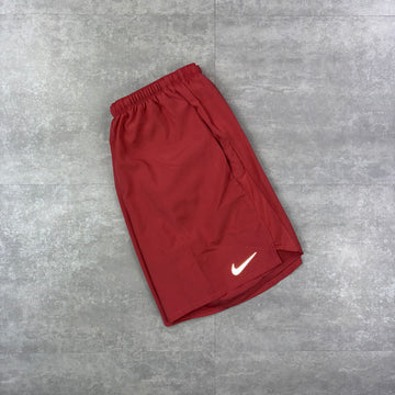 Nike Challenger Shorts 7” - Adobe Red