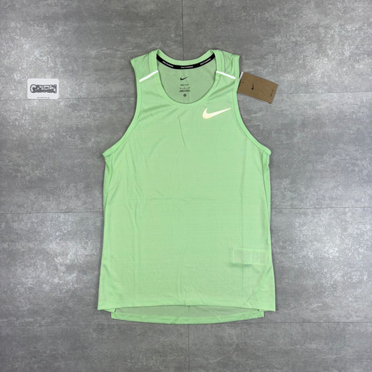 Nike Miler Vest 1.0 Vapour Green & Vapour Green Nike Challenger Shorts Set