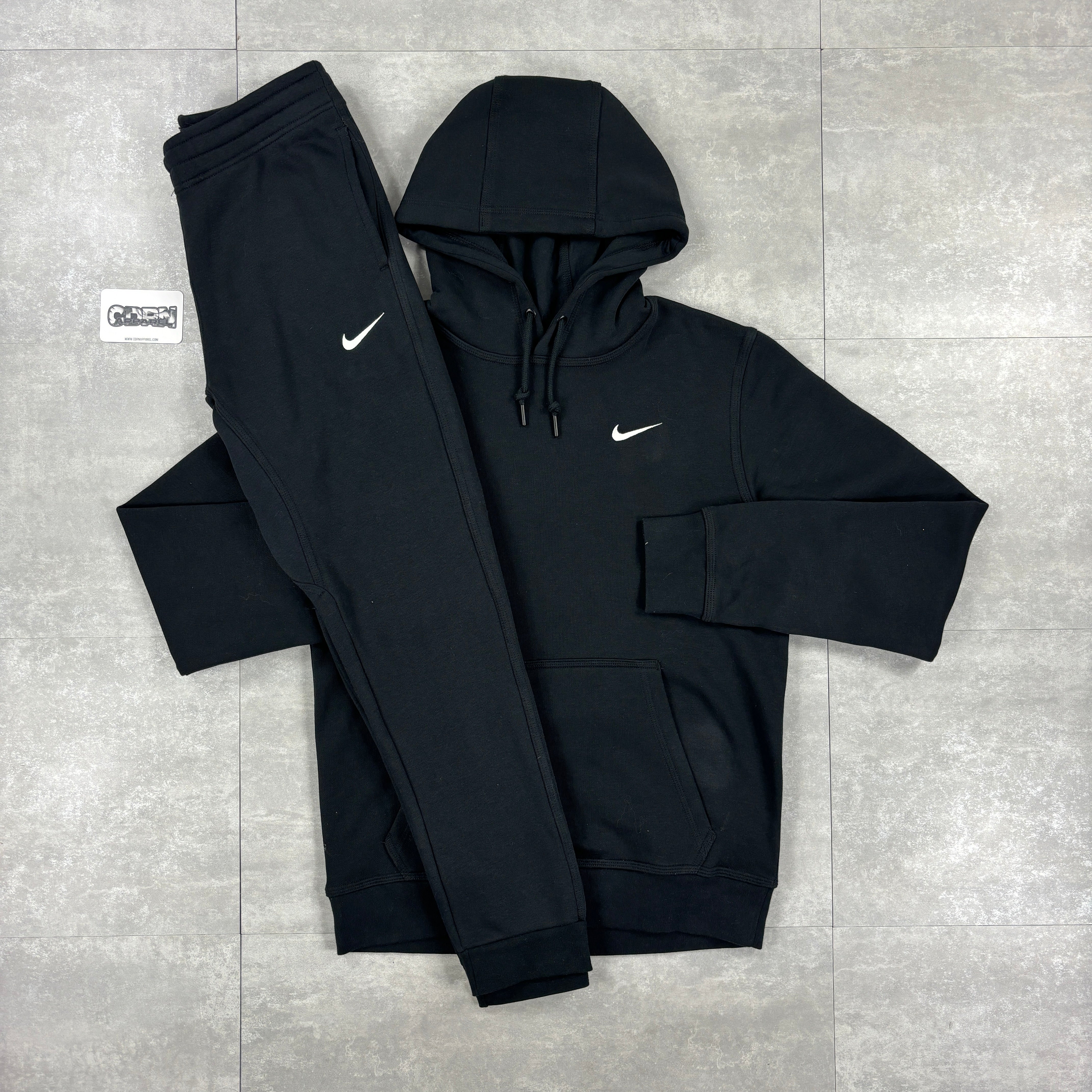 Nike Club Swoosh Tracksuit - Black