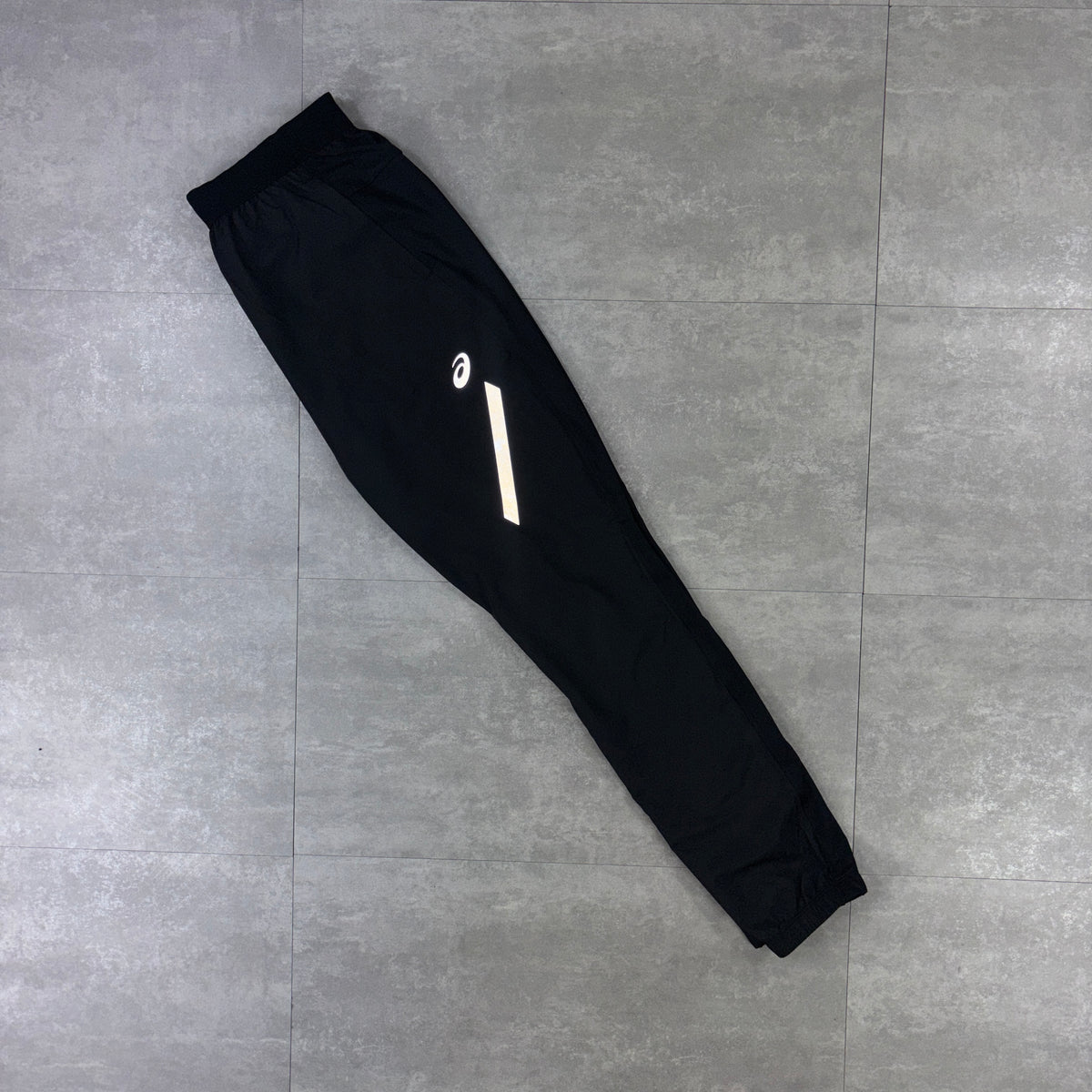 Asics Road Run Gilet Black, Black Lite T-Shirt & Black Asics Lite Pants Bundle